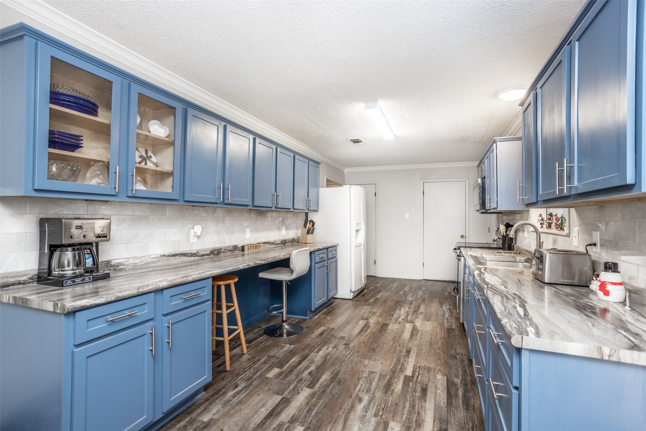 300 Thompson Street Pottsboro TX 75076