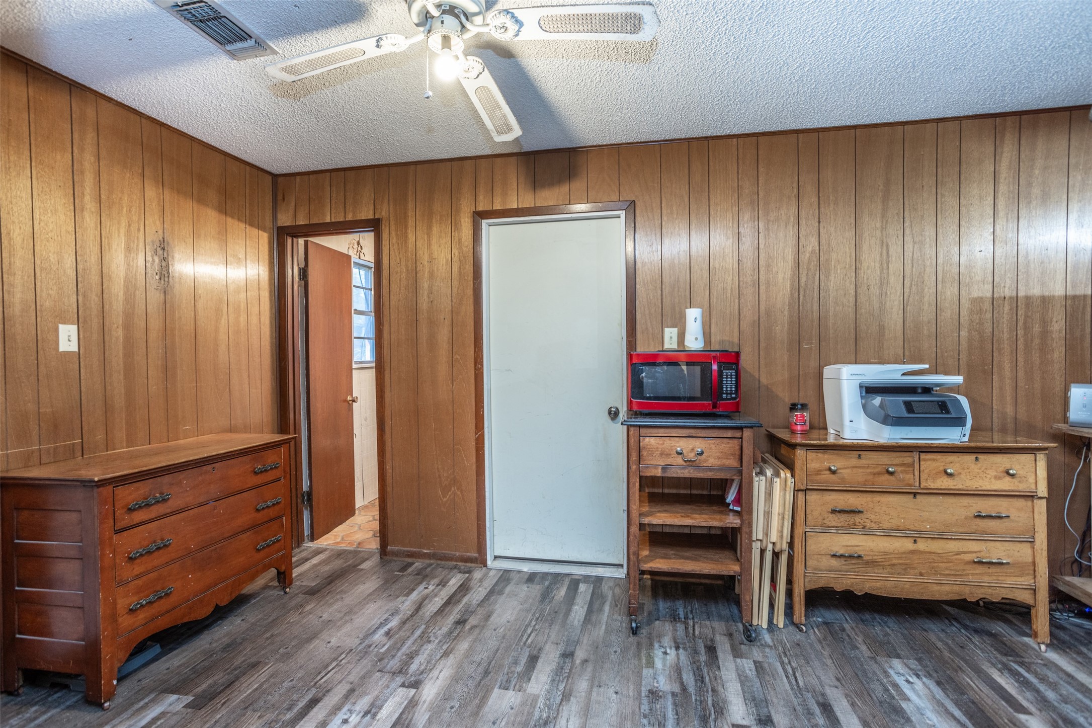 300 Thompson Street Pottsboro TX 75076