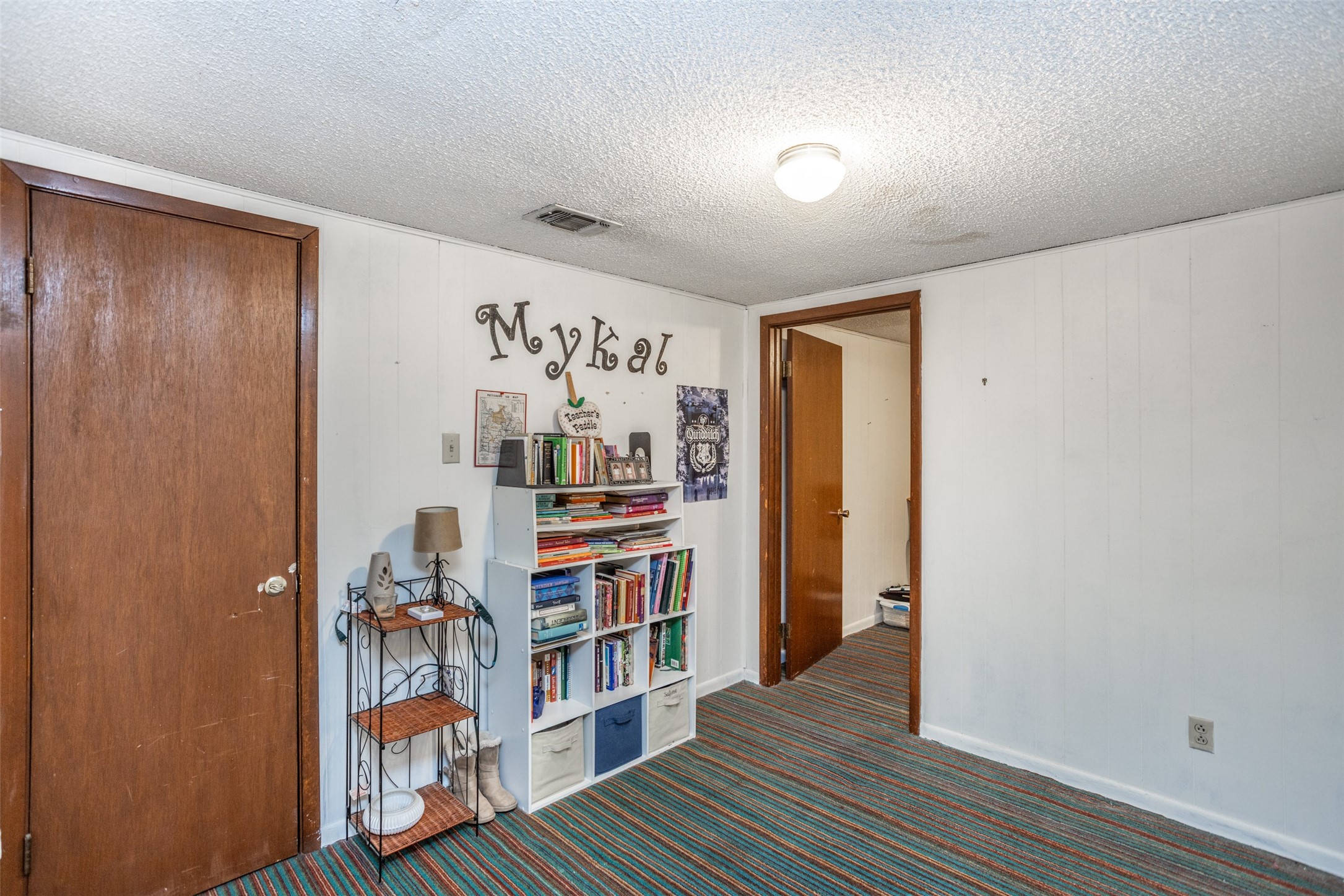 300 Thompson Street Pottsboro TX 75076