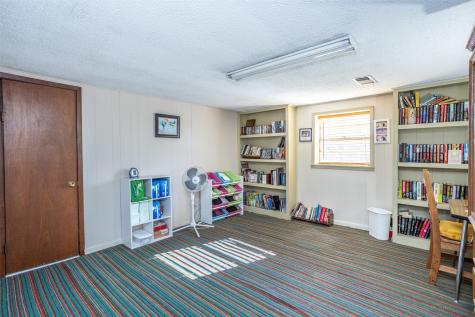 300 Thompson Street Pottsboro TX 75076
