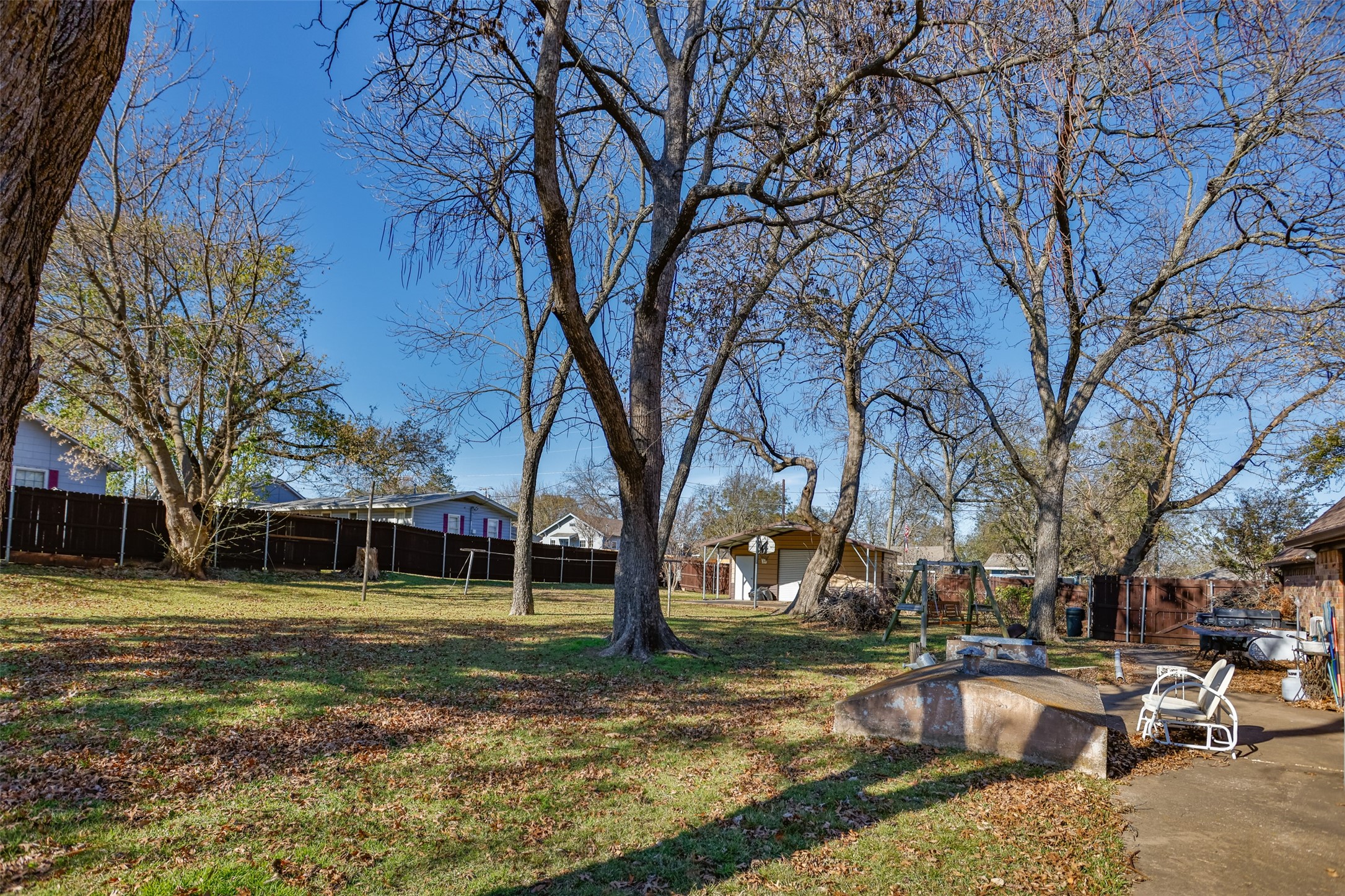 300 Thompson Street Pottsboro TX 75076