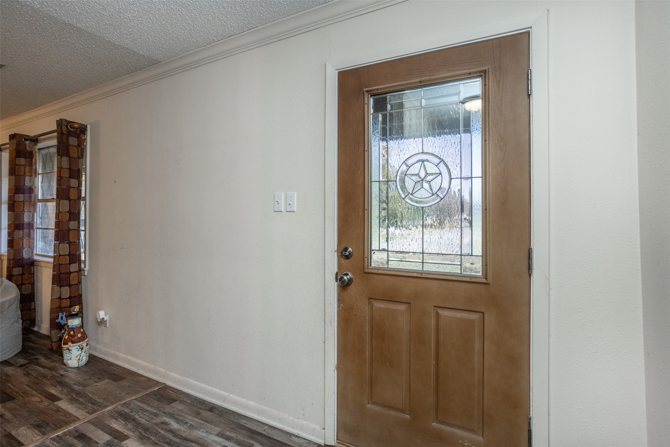 300 Thompson Street Pottsboro TX 75076