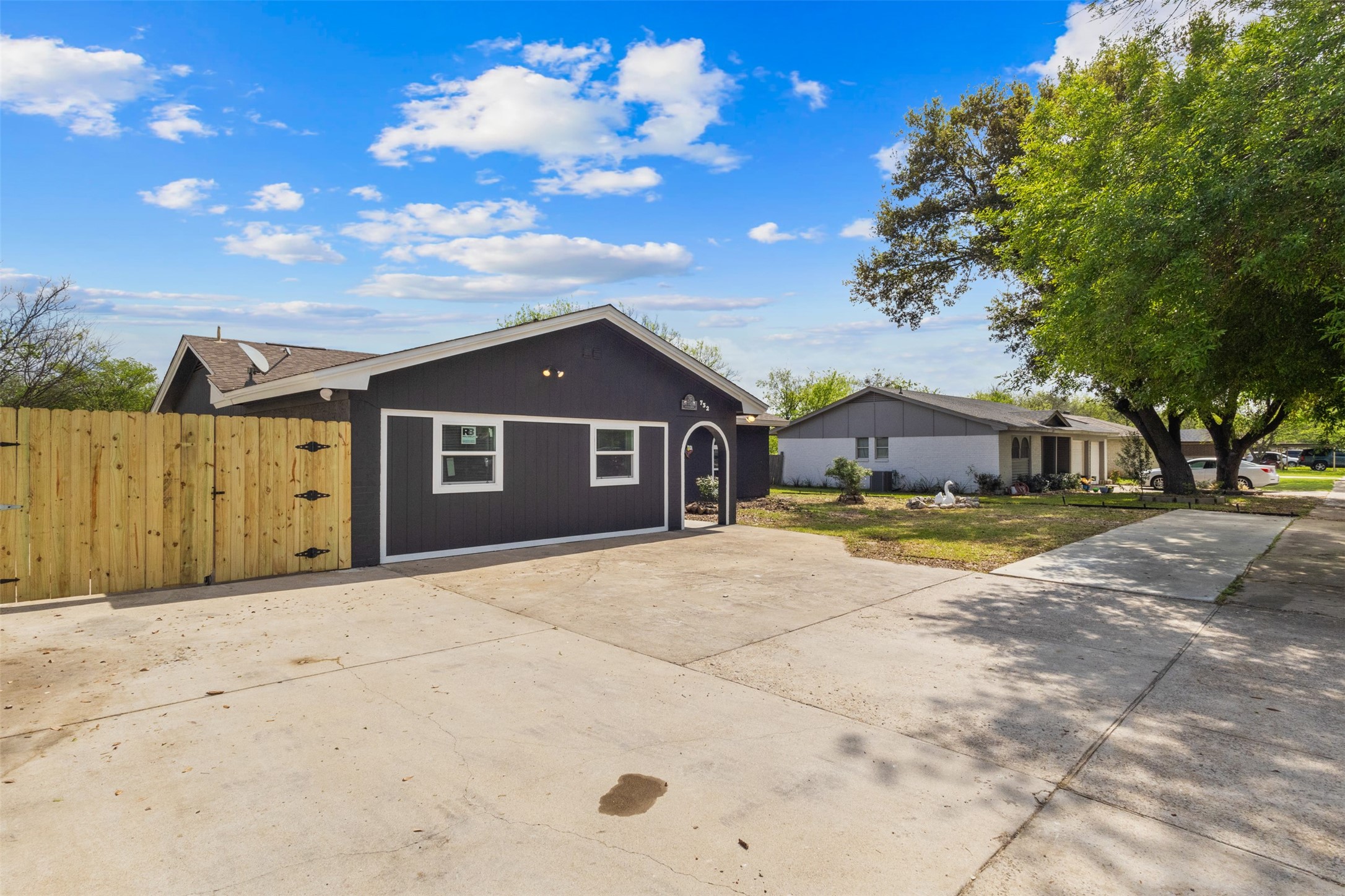 732 Windsor Drive Everman TX 76140