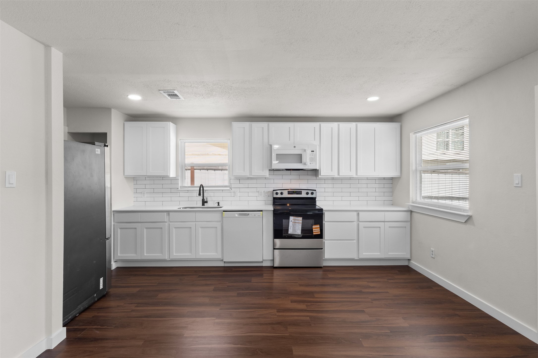 732 Windsor Drive Everman TX 76140