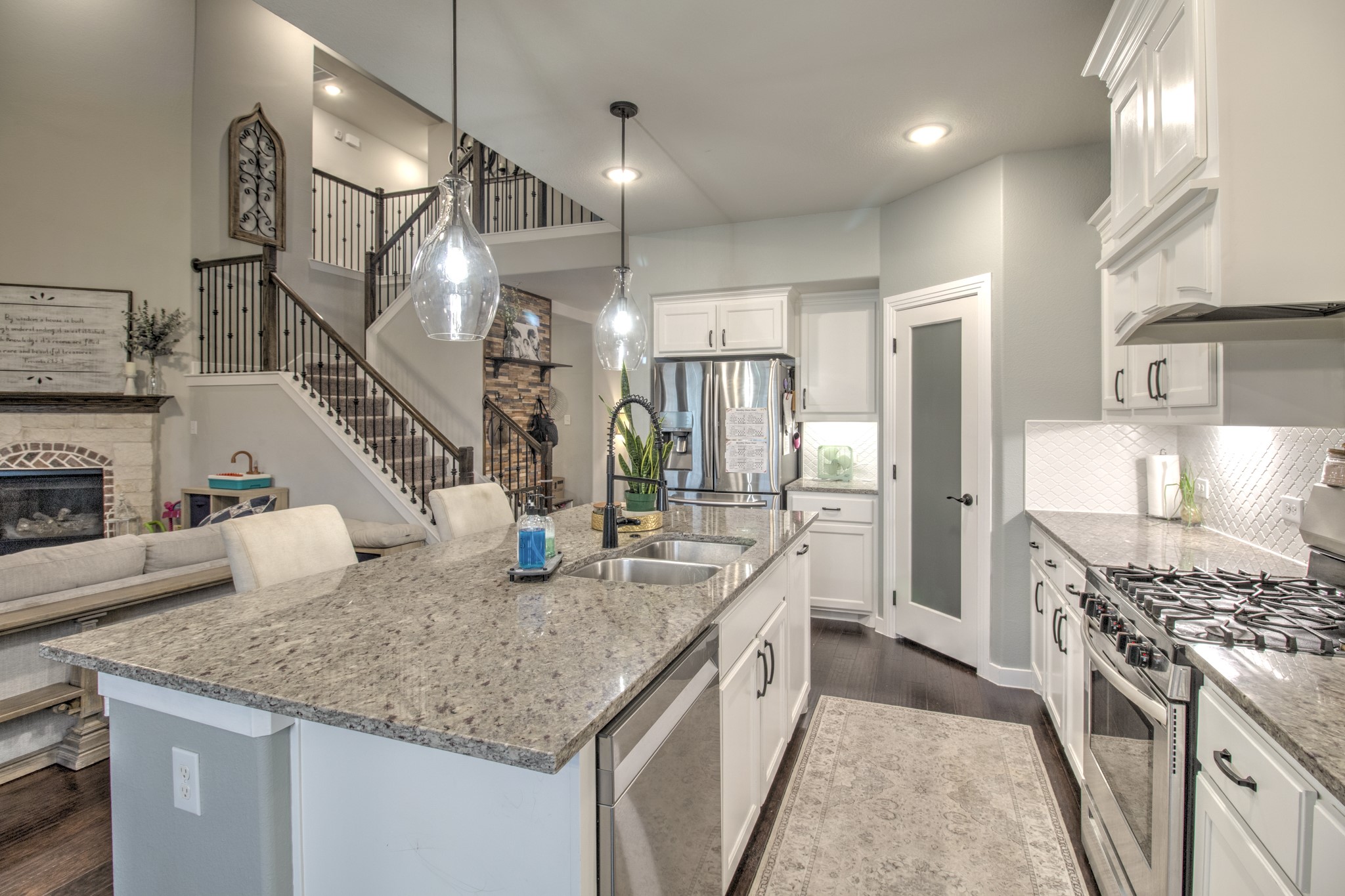 2504 Lakeside Drive Aubrey TX 76227