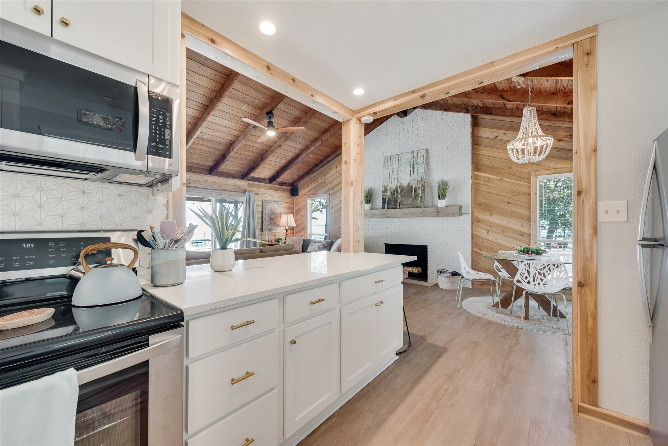 229 Lakeside Drive West Tawakoni TX 75474