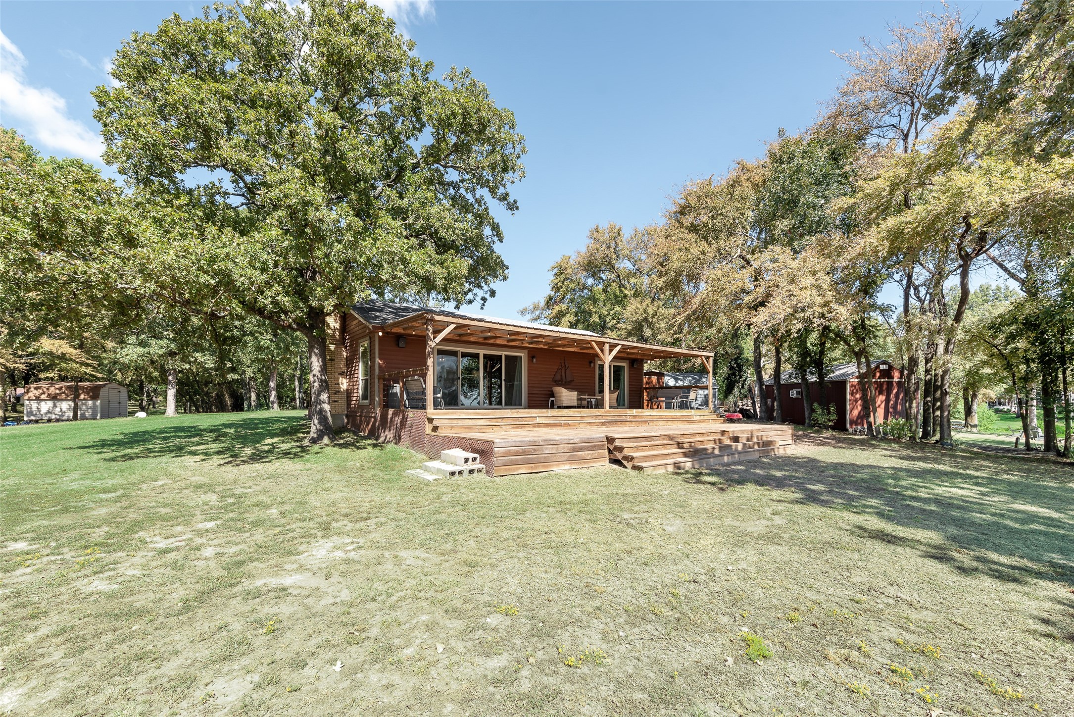 229 Lakeside Drive West Tawakoni TX 75474