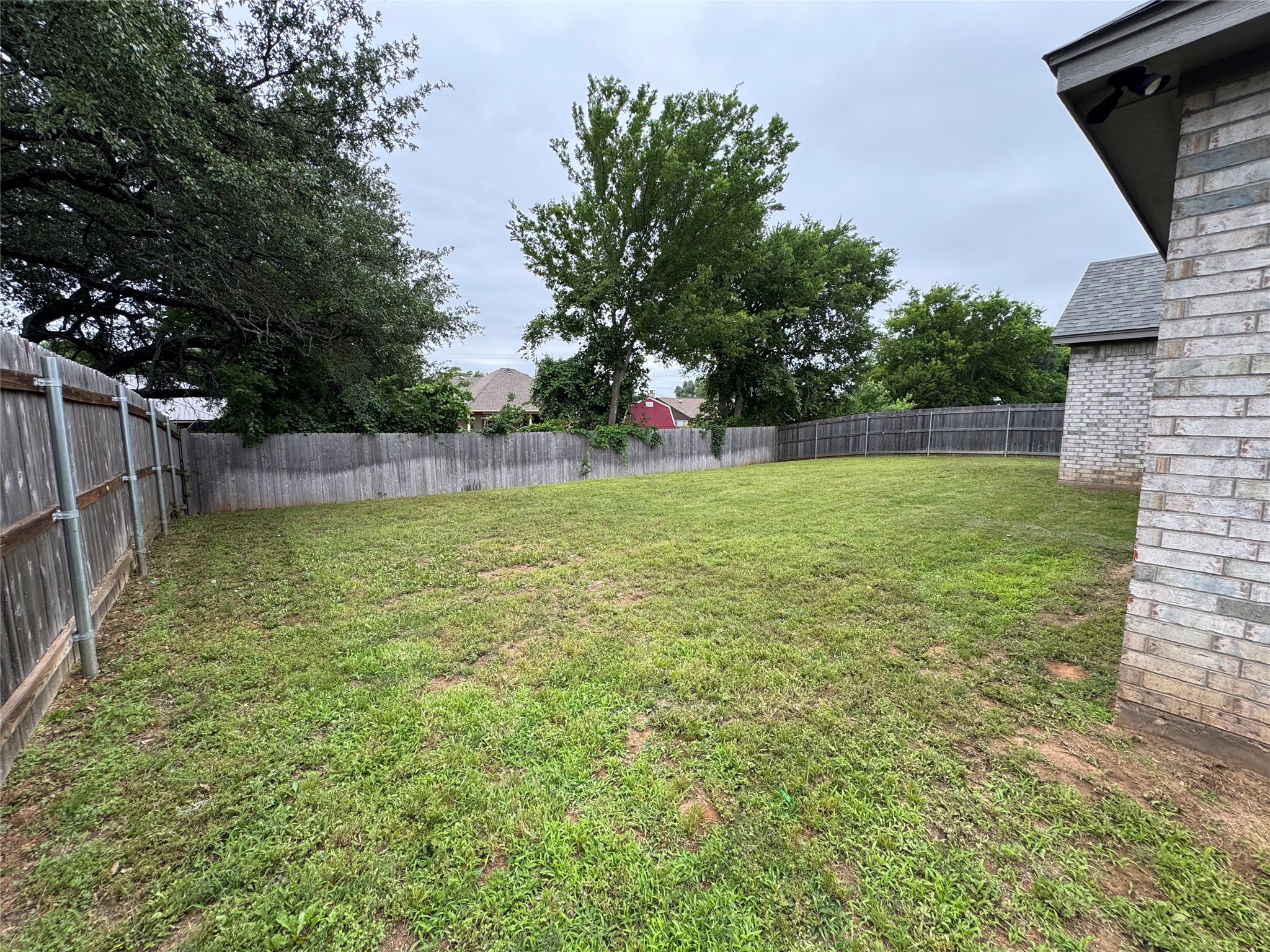 612 Sovereign Drive Granbury TX 76049