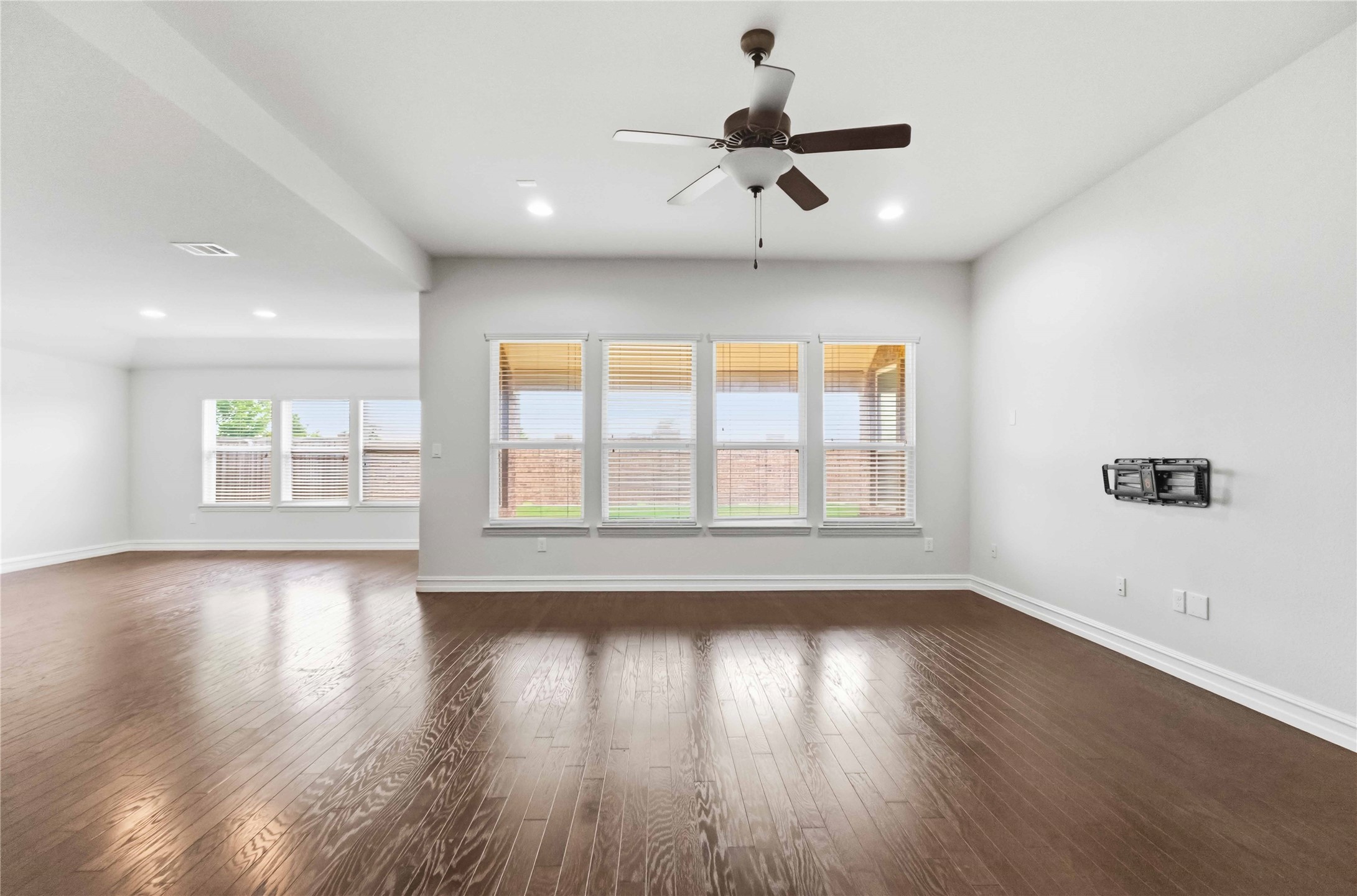 1424 Millican Lane Aubrey TX 76227