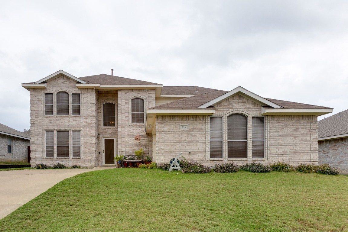 816 Wilderness Pass Cedar Hill TX 75104