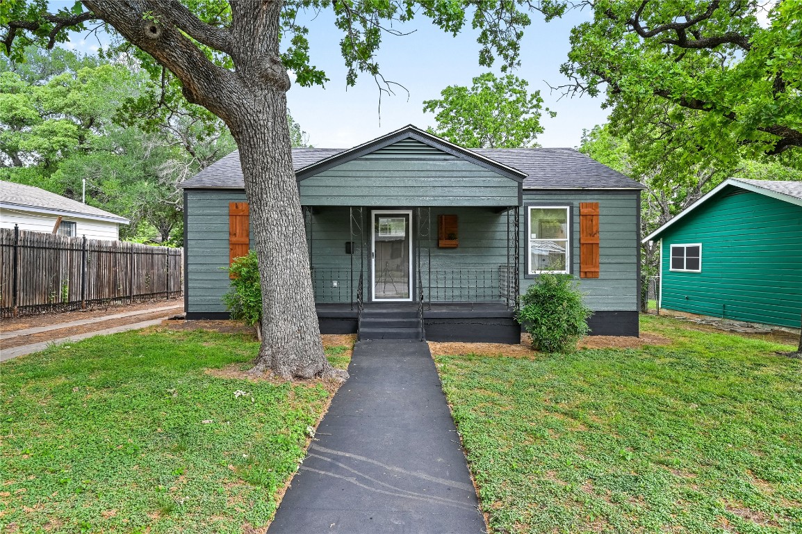 5549 Wainwright Drive Fort Worth TX 76112