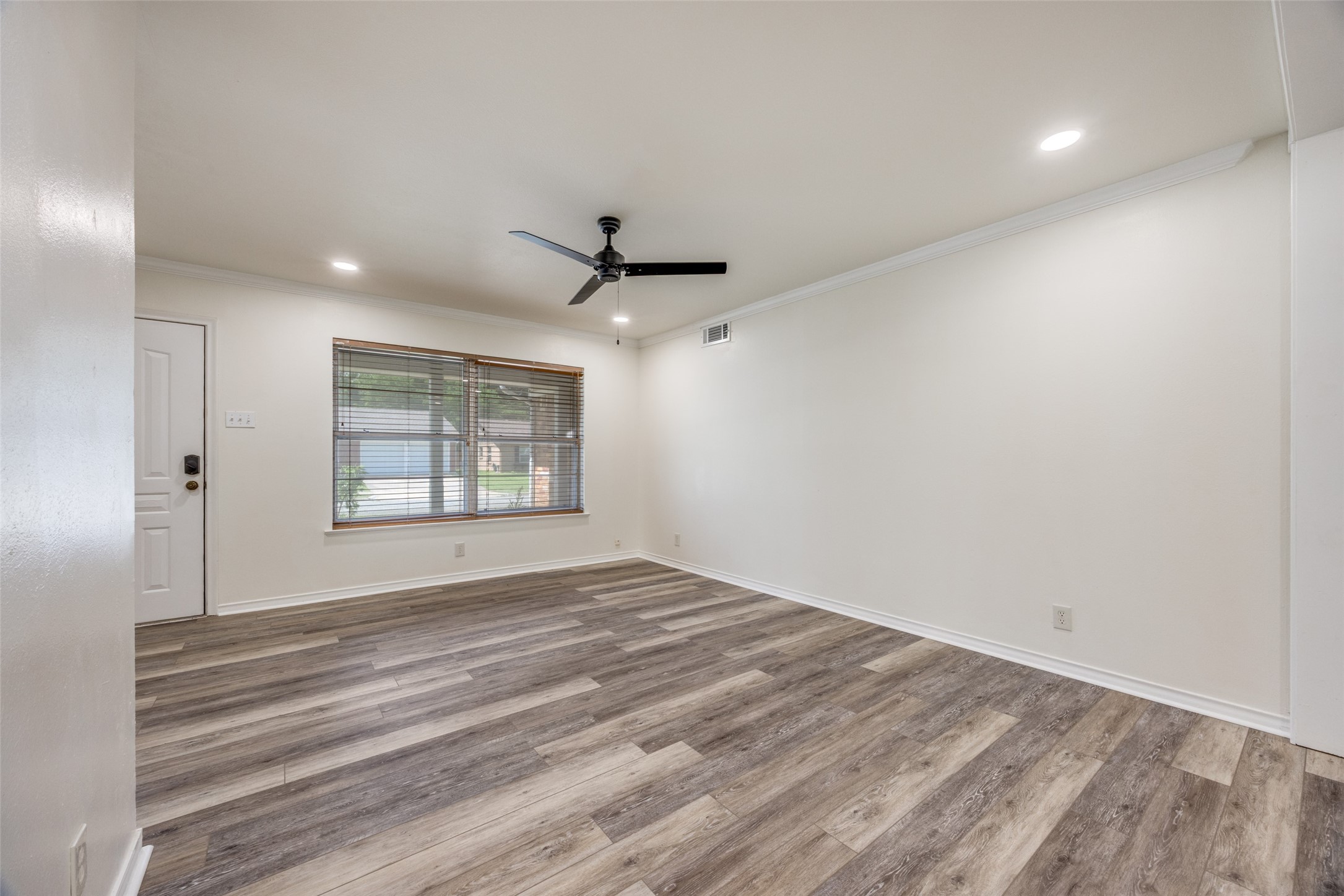 2325 N Ricketts Street Sherman TX 75092