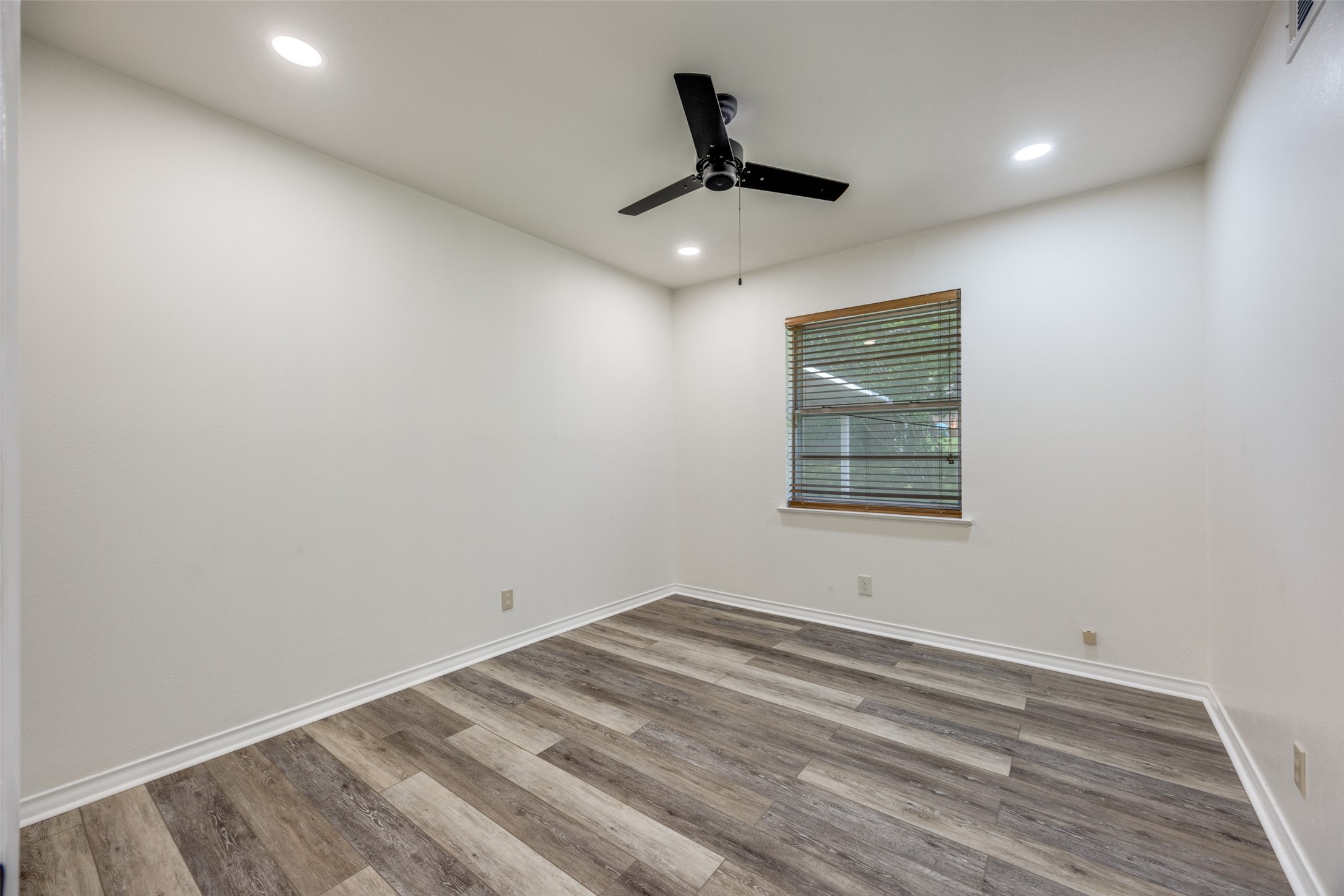 2325 N Ricketts Street Sherman TX 75092