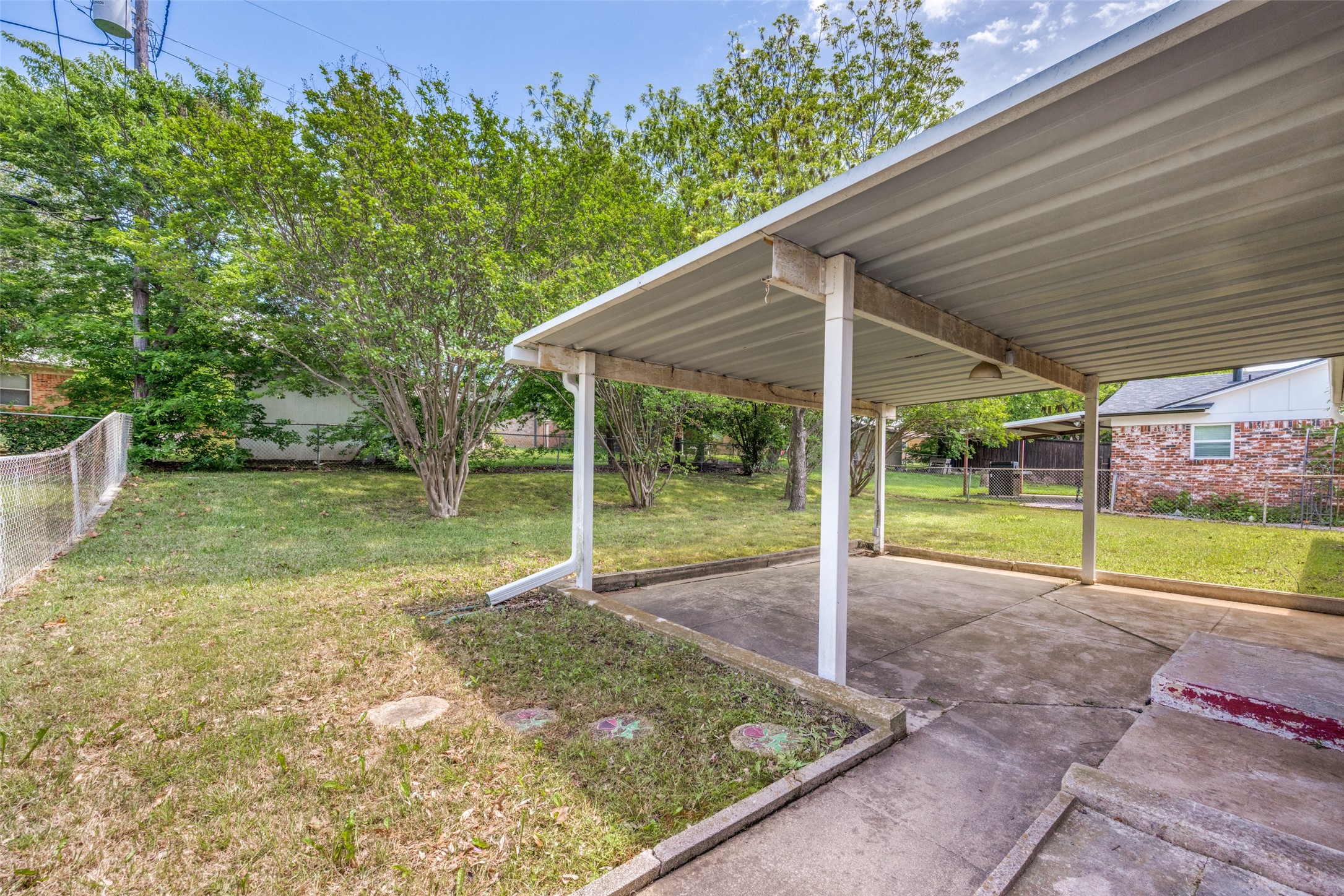 2325 N Ricketts Street Sherman TX 75092