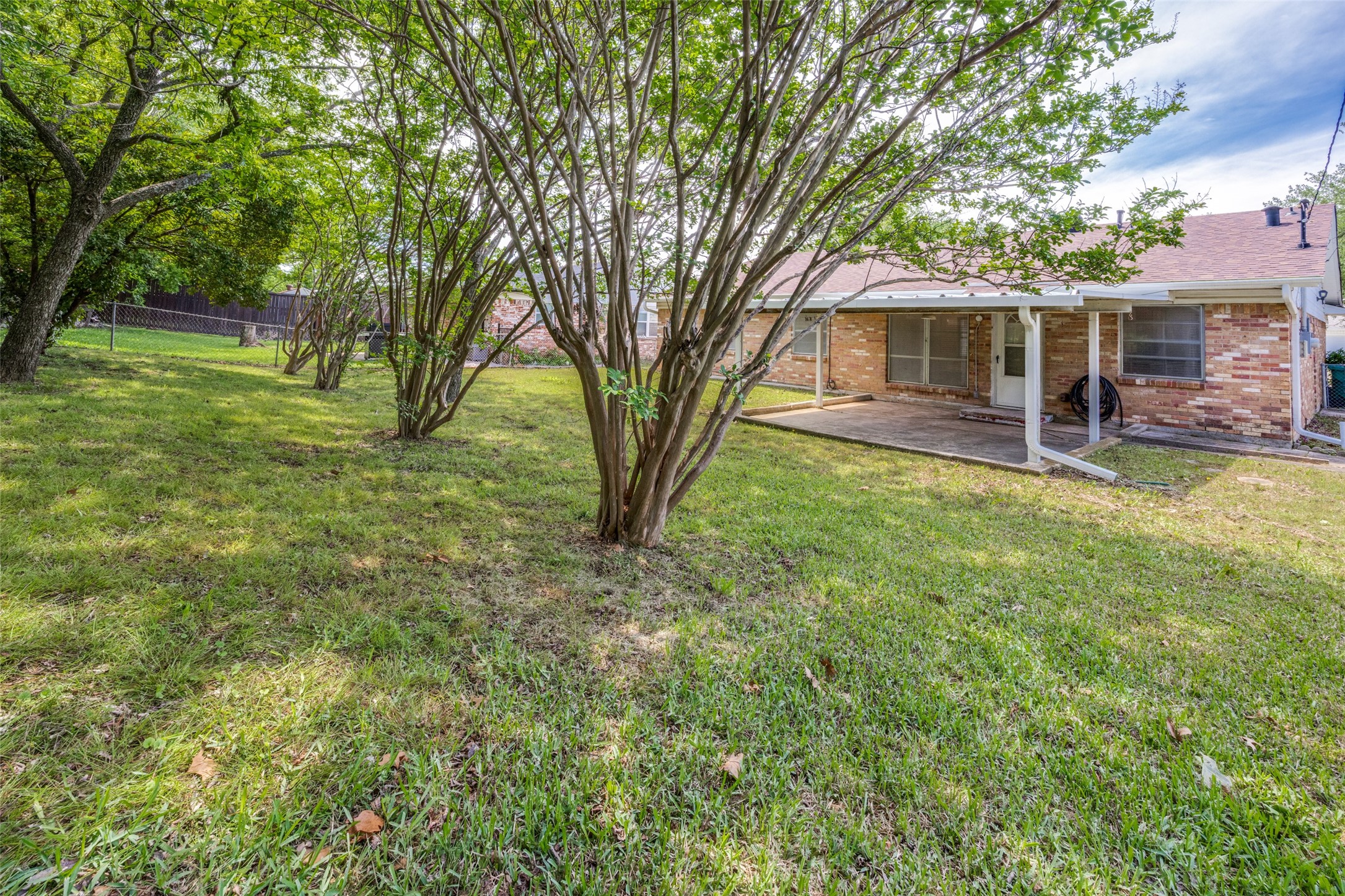 2325 N Ricketts Street Sherman TX 75092
