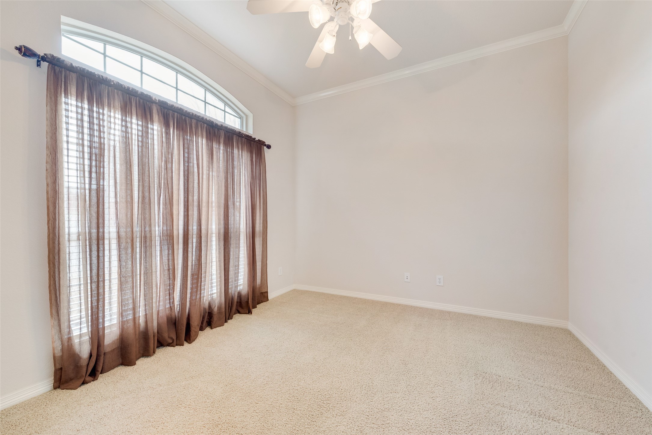 123 Crestpark Drive Cedar Hill TX 75104