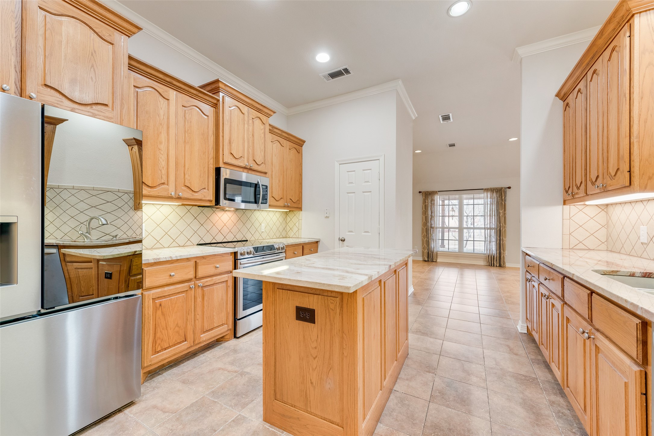 123 Crestpark Drive Cedar Hill TX 75104
