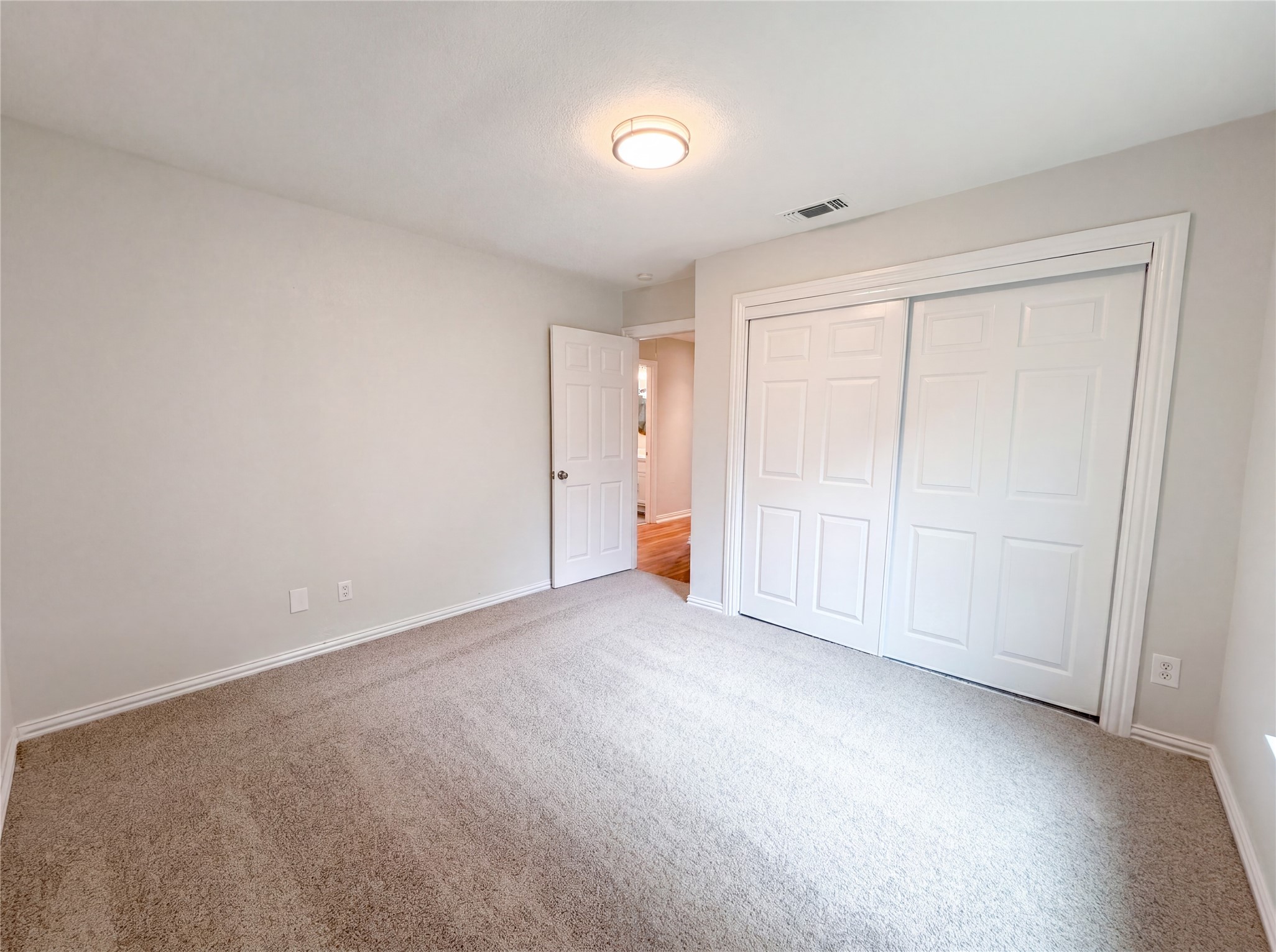 801 Cannon Drive Euless TX 76040