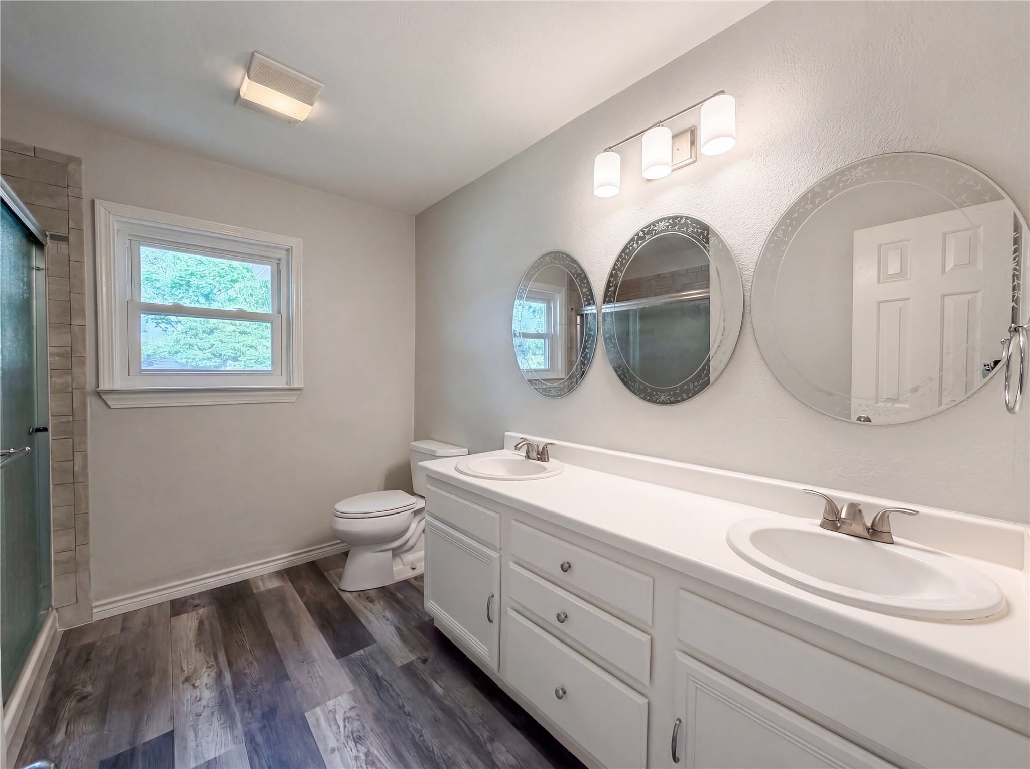 801 Cannon Drive Euless TX 76040