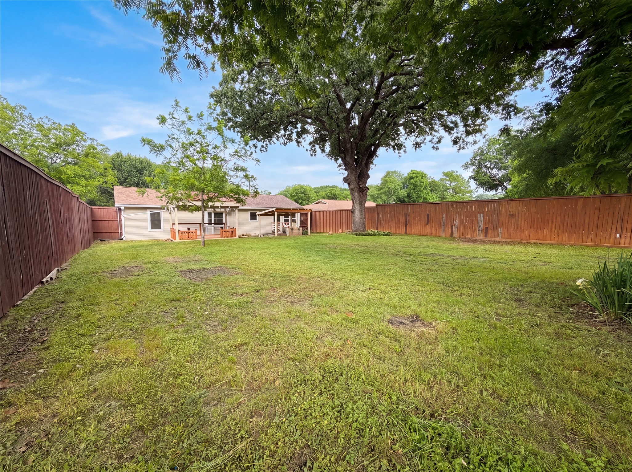 801 Cannon Drive Euless TX 76040
