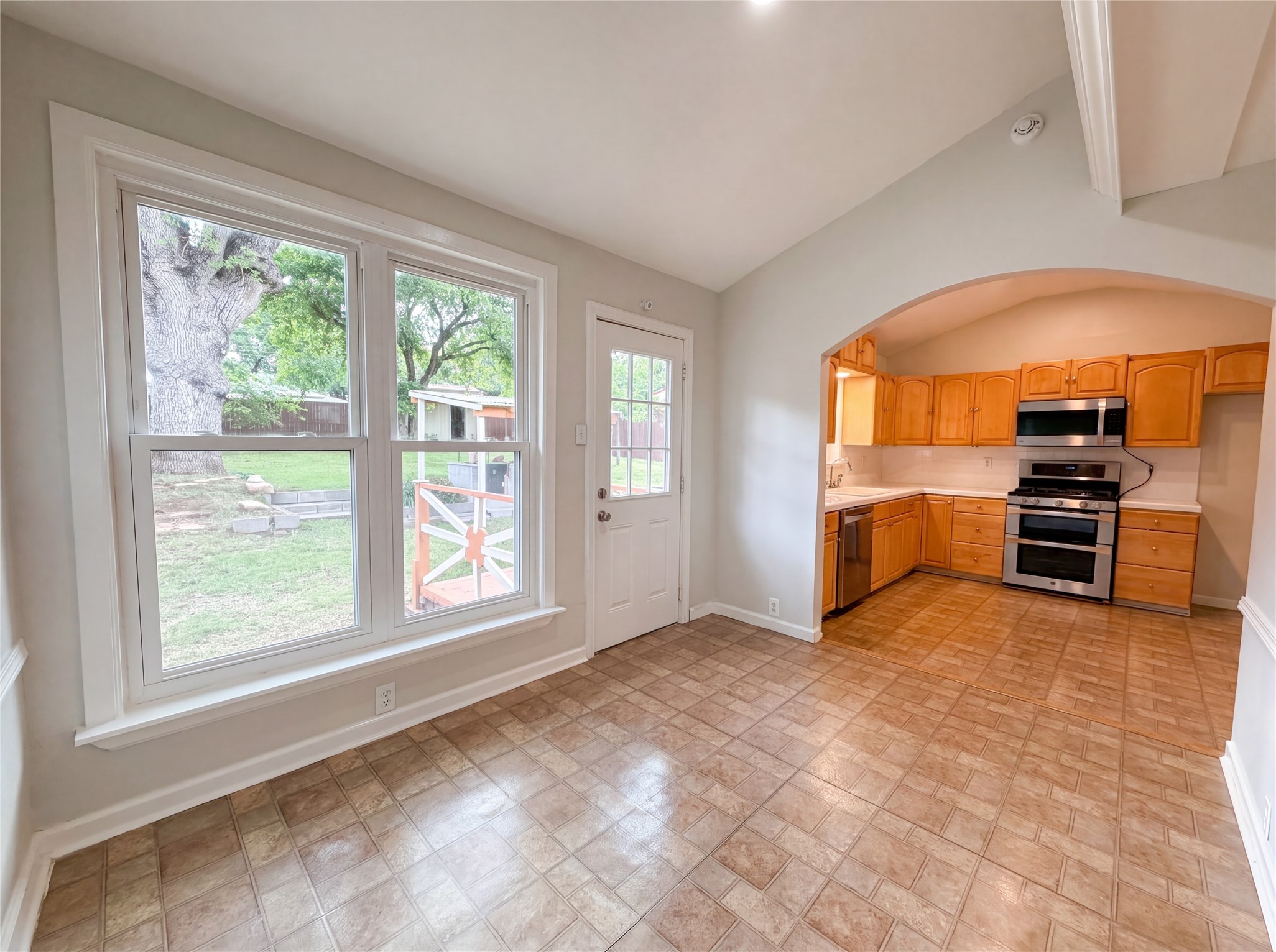 801 Cannon Drive Euless TX 76040