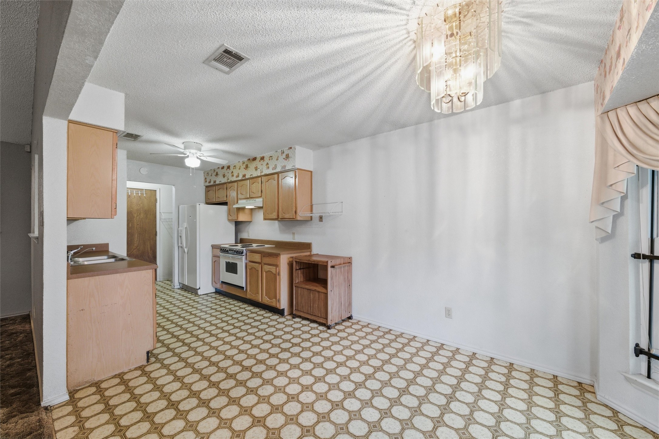 6609 Yolanda Drive Fort Worth TX 76112