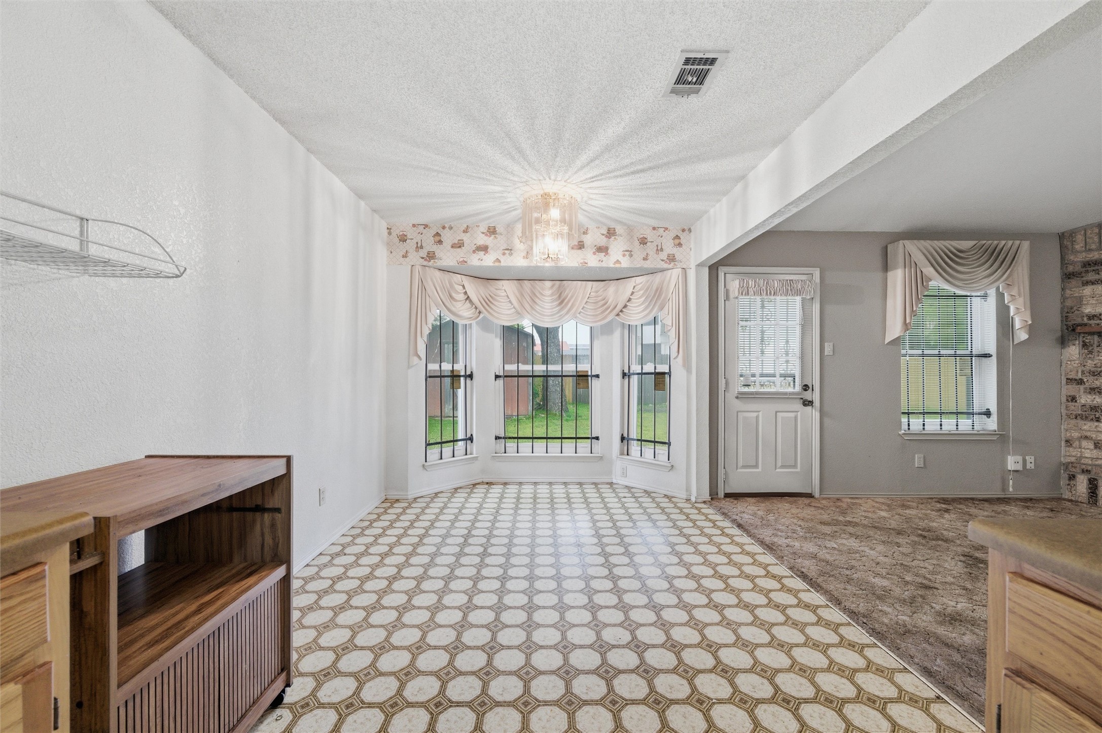 6609 Yolanda Drive Fort Worth TX 76112