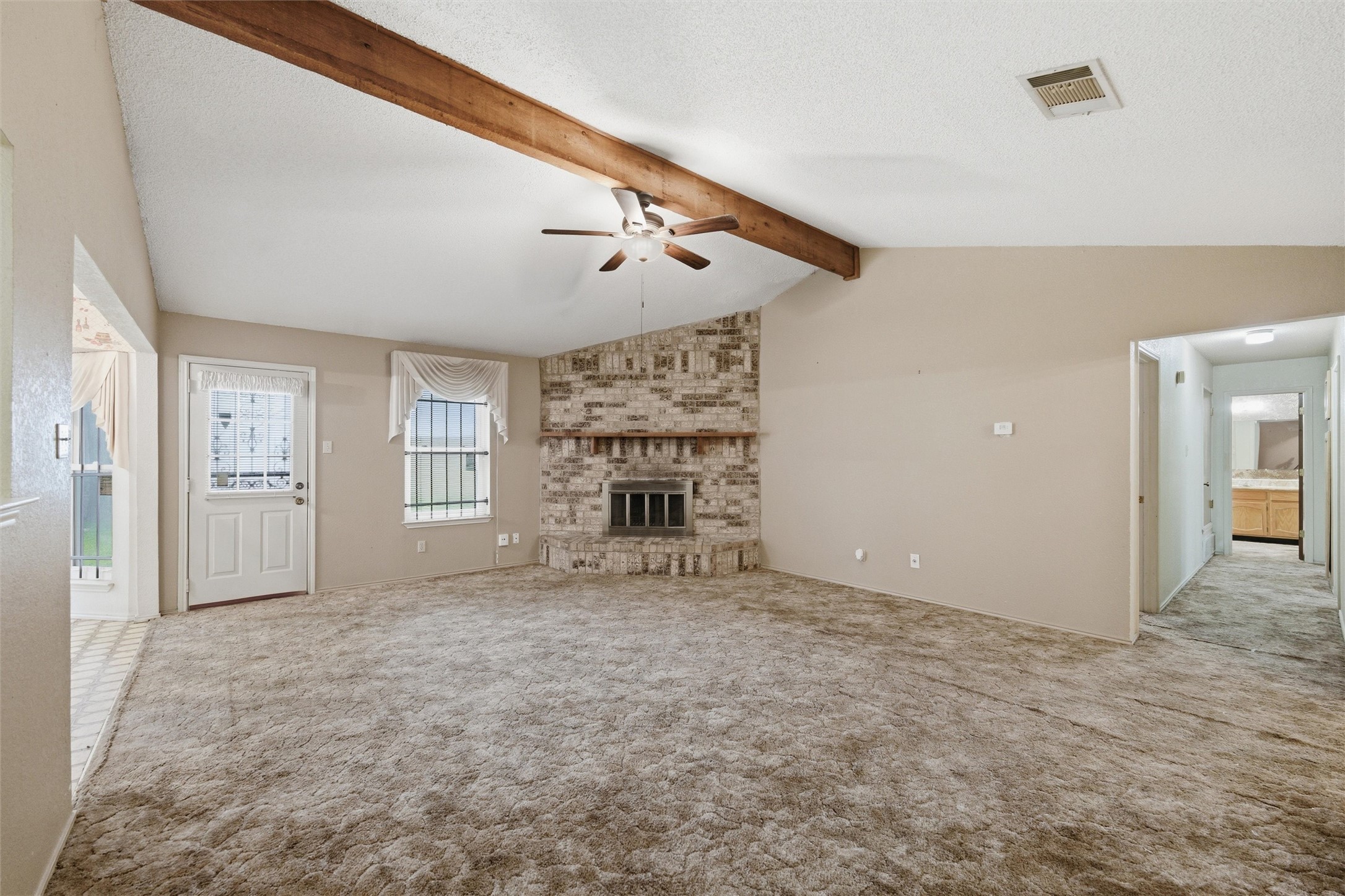 6609 Yolanda Drive Fort Worth TX 76112