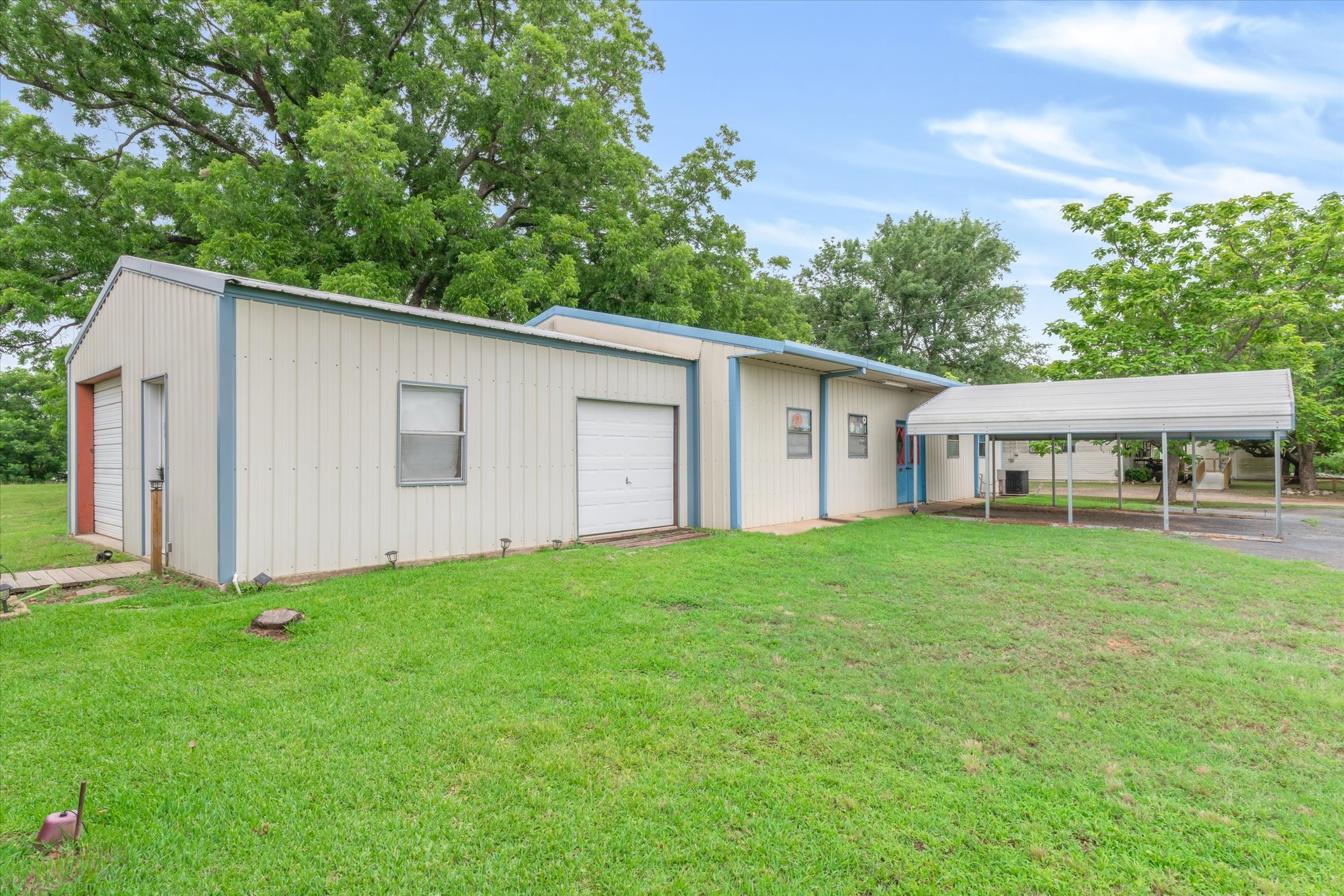 12125 N State Highway 110 Van TX 75790
