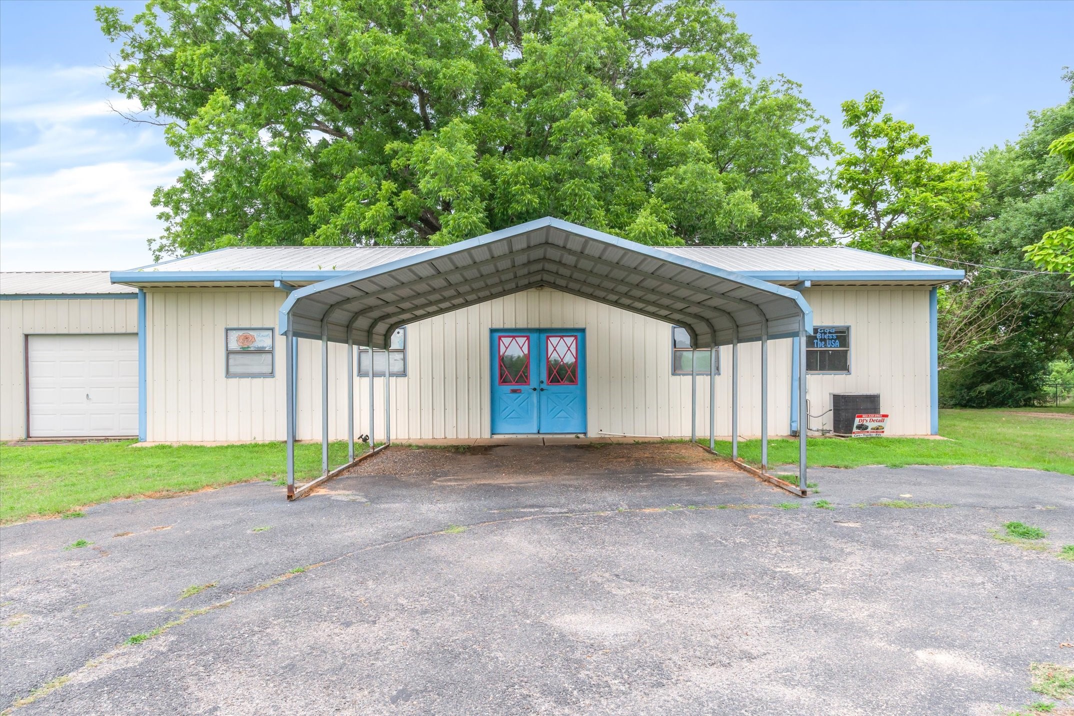 12125 N State Highway 110 Van TX 75790