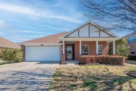 8225 Macgregor Drive Arlington TX 76002