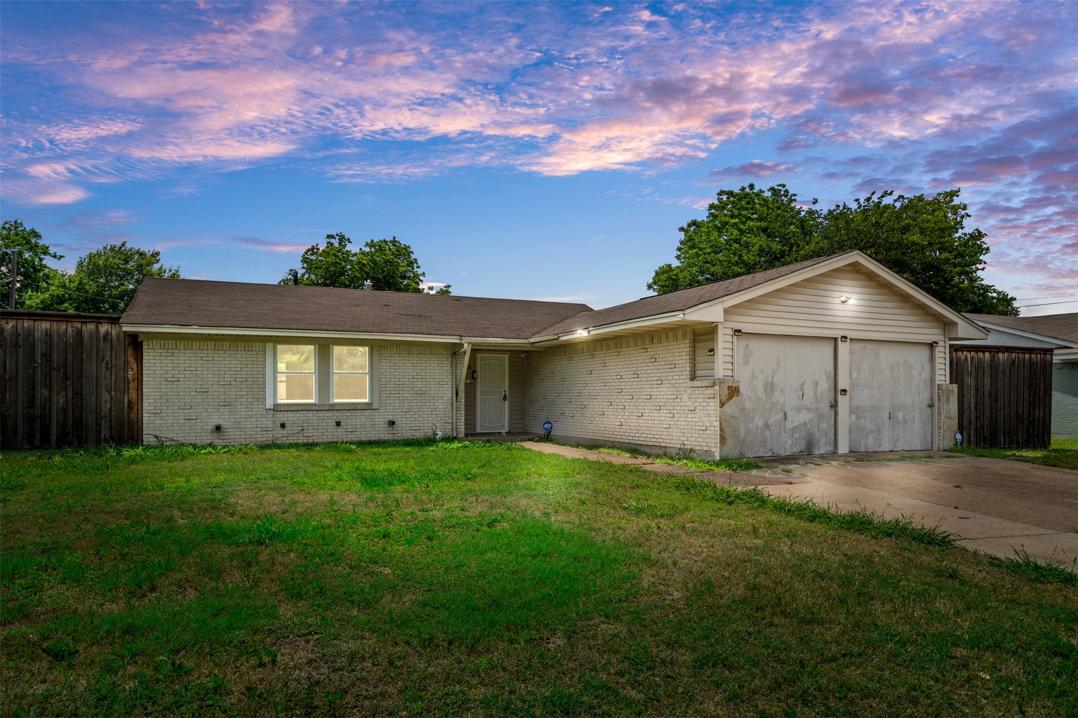 1909 Northwood Drive Garland TX 75040