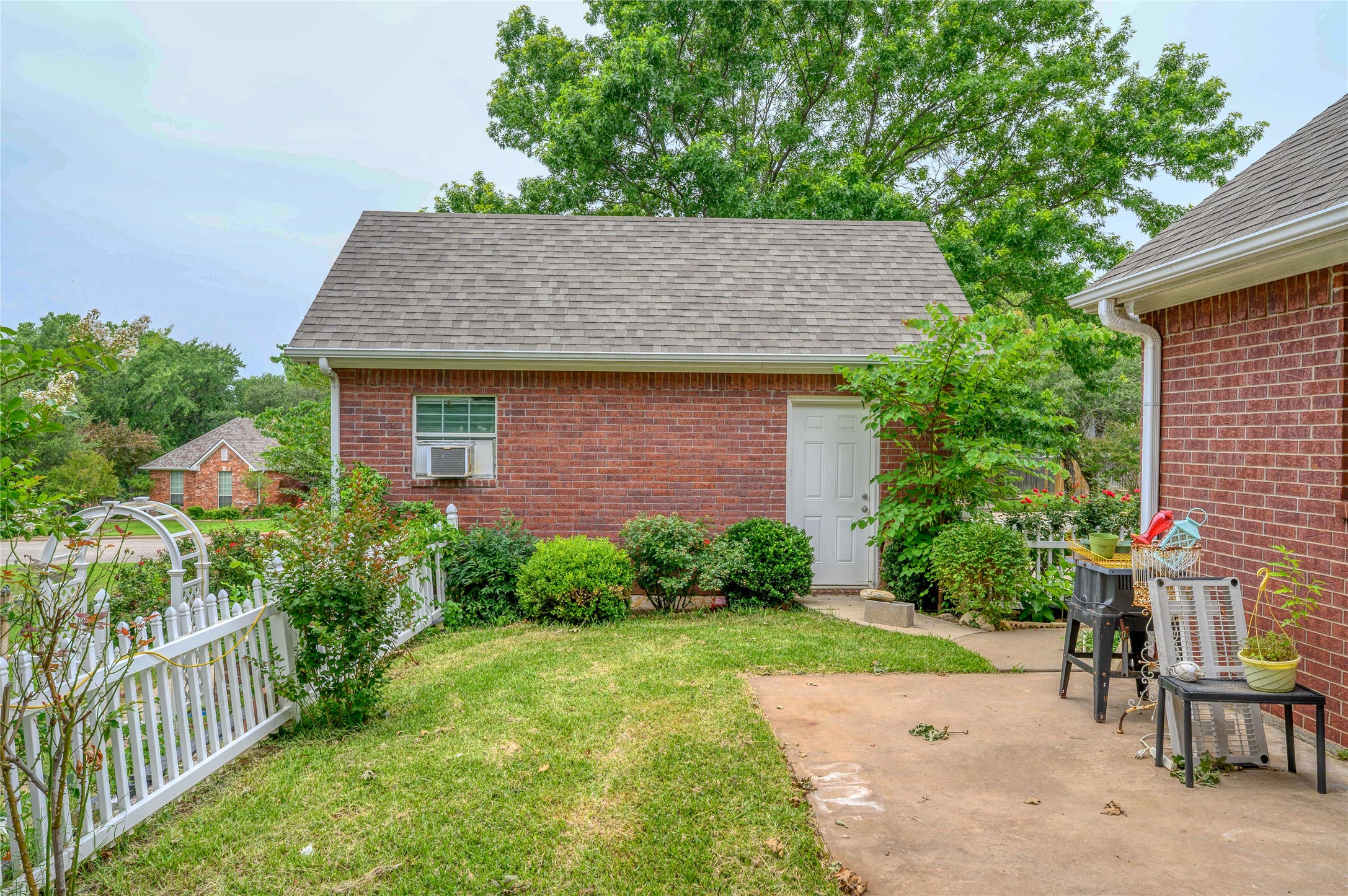 12 Ambassador Court Denison TX 75020