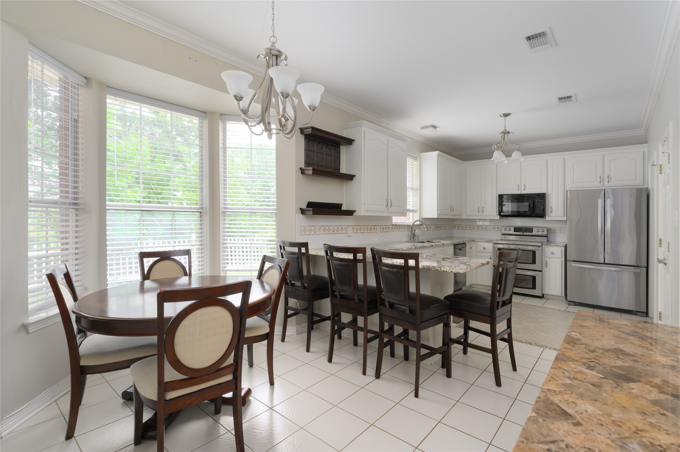 12 Ambassador Court Denison TX 75020