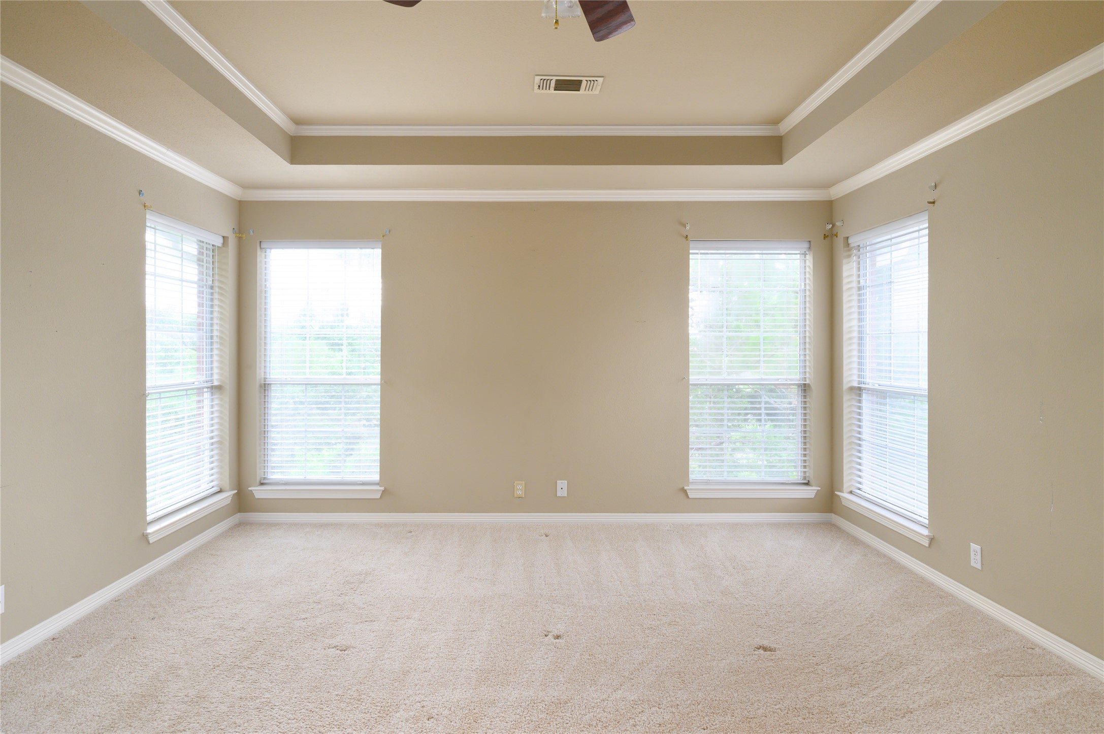 12 Ambassador Court Denison TX 75020