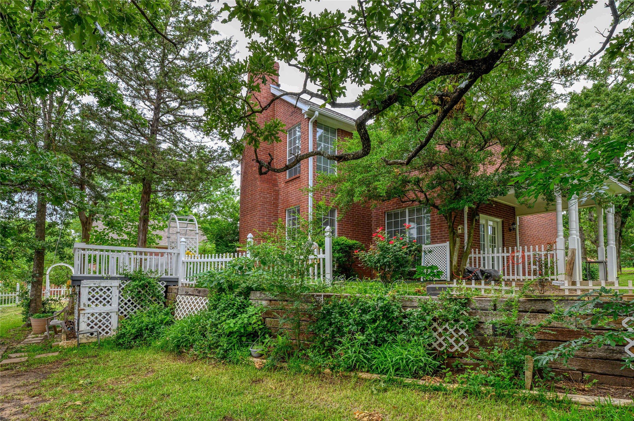 12 Ambassador Court Denison TX 75020