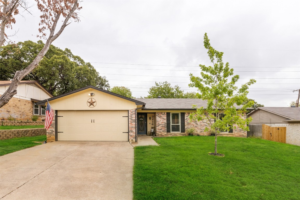 3216 Meadow Wood Lane Bedford TX 76021