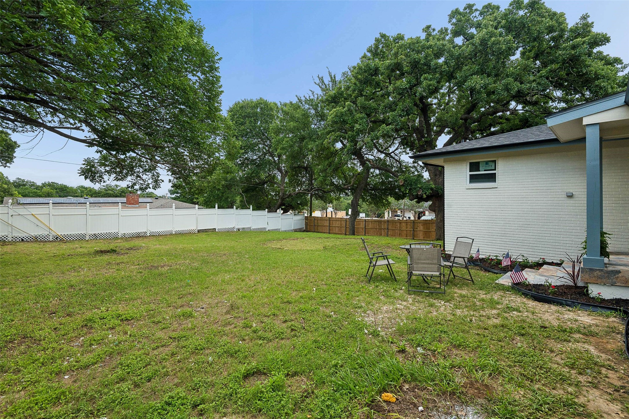 800 Lee Drive Bedford TX 76022