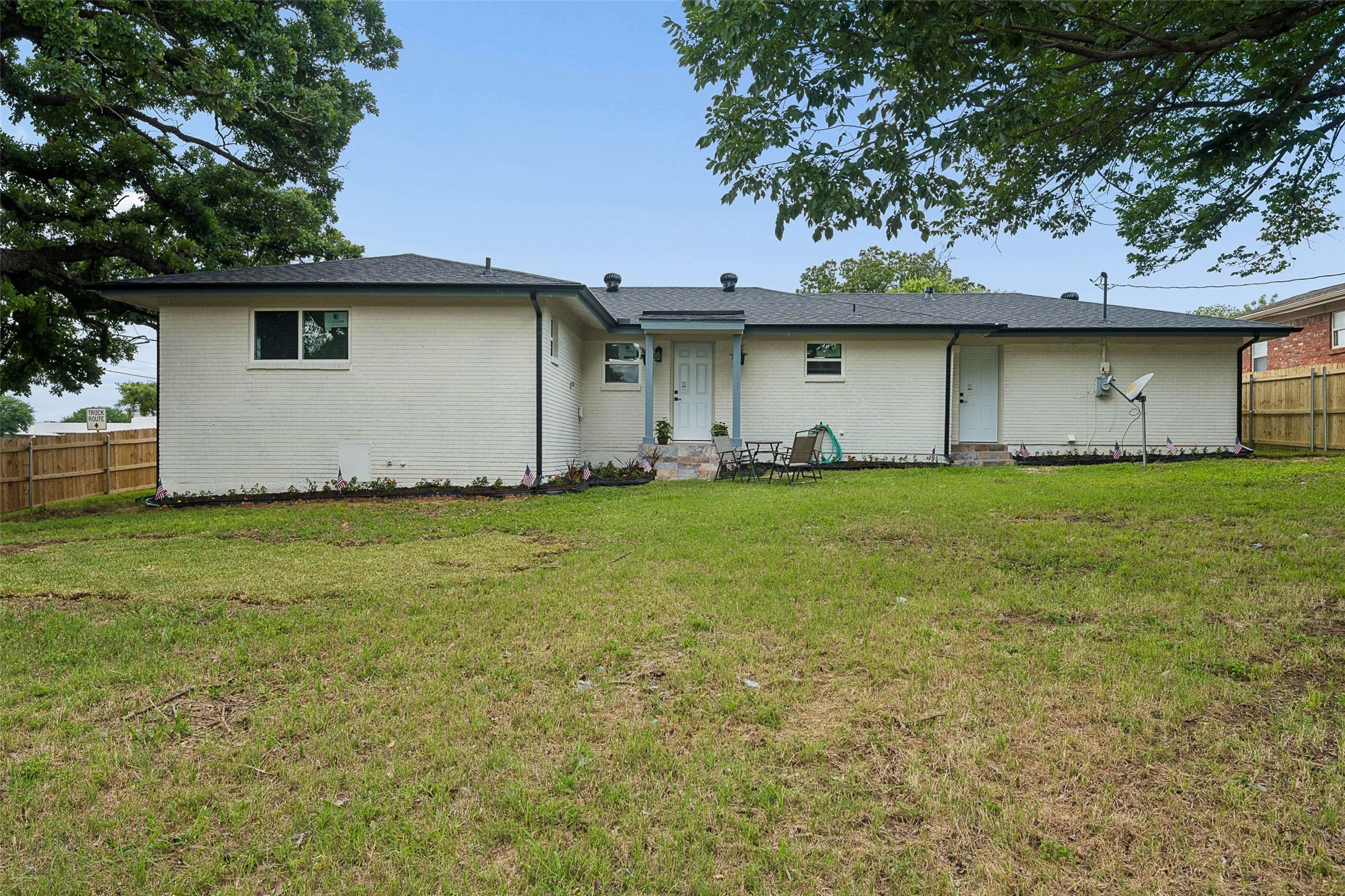 800 Lee Drive Bedford TX 76022