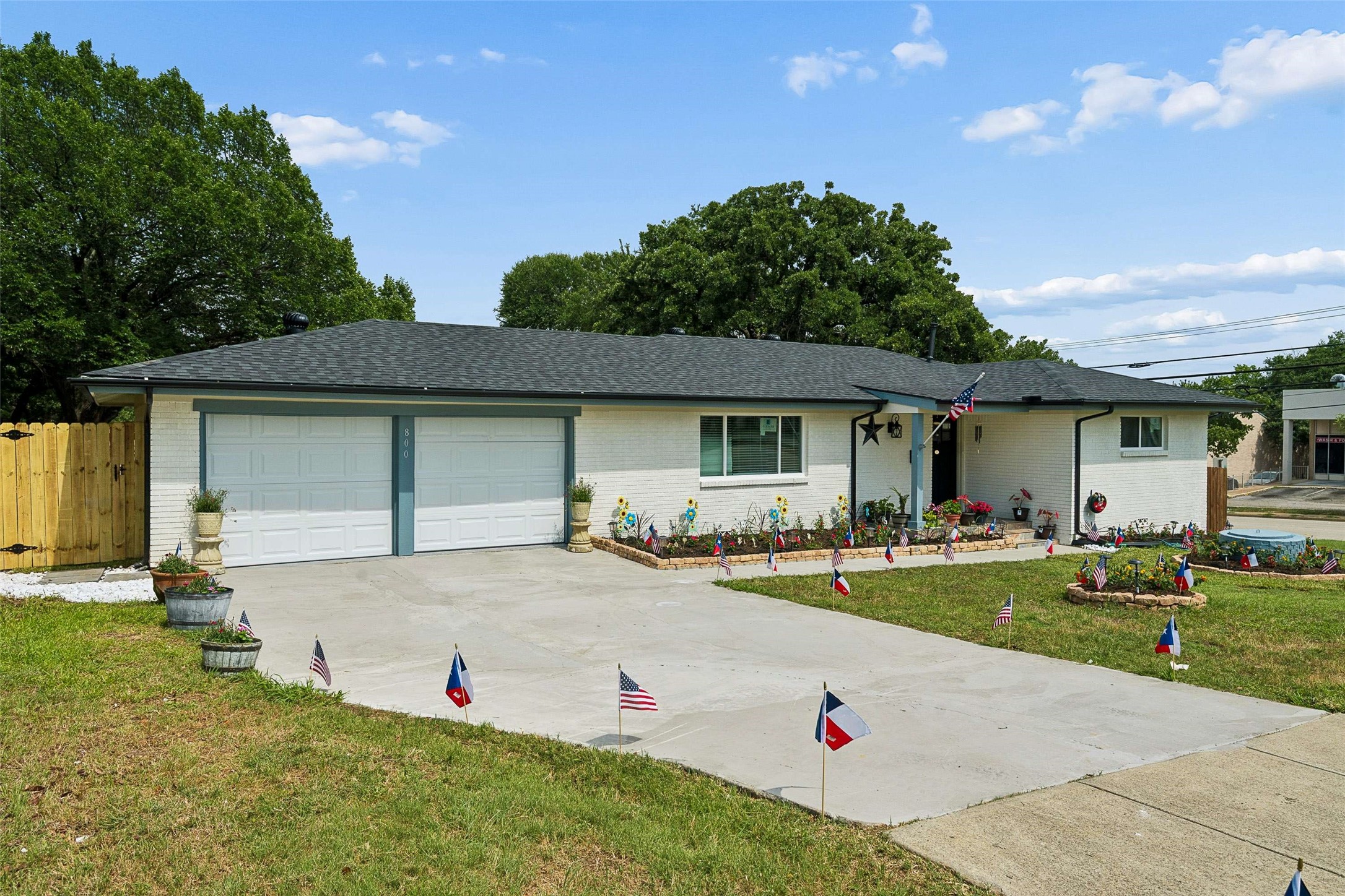 800 Lee Drive Bedford TX 76022