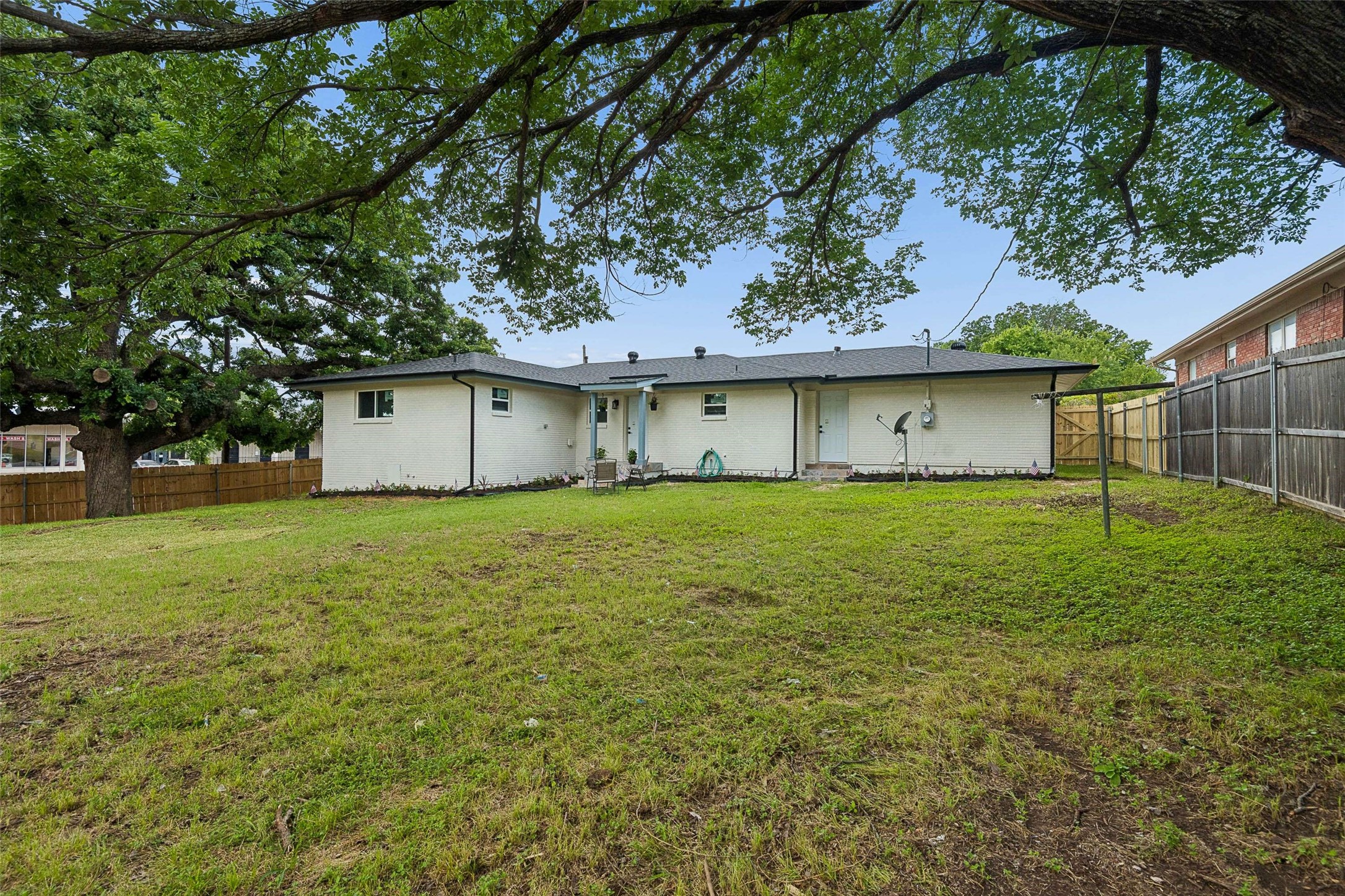 800 Lee Drive Bedford TX 76022