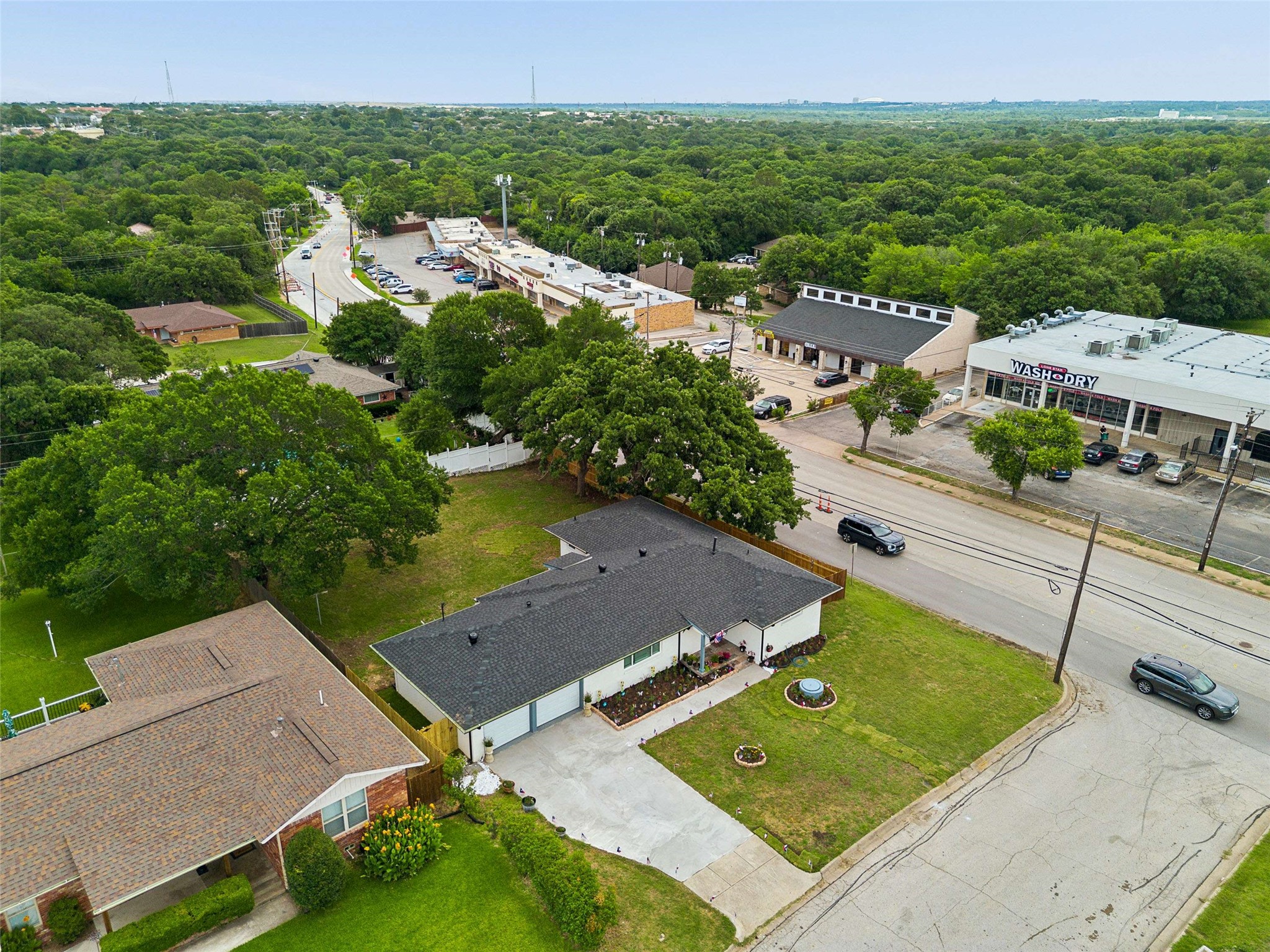 800 Lee Drive Bedford TX 76022