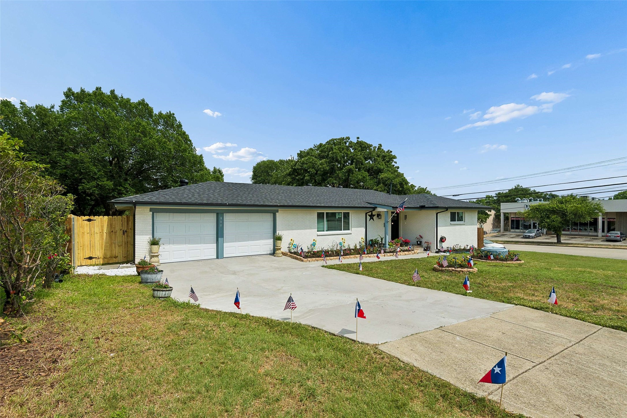 800 Lee Drive Bedford TX 76022
