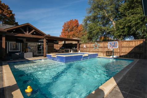 110 Redman Lane Waxahachie TX 75165