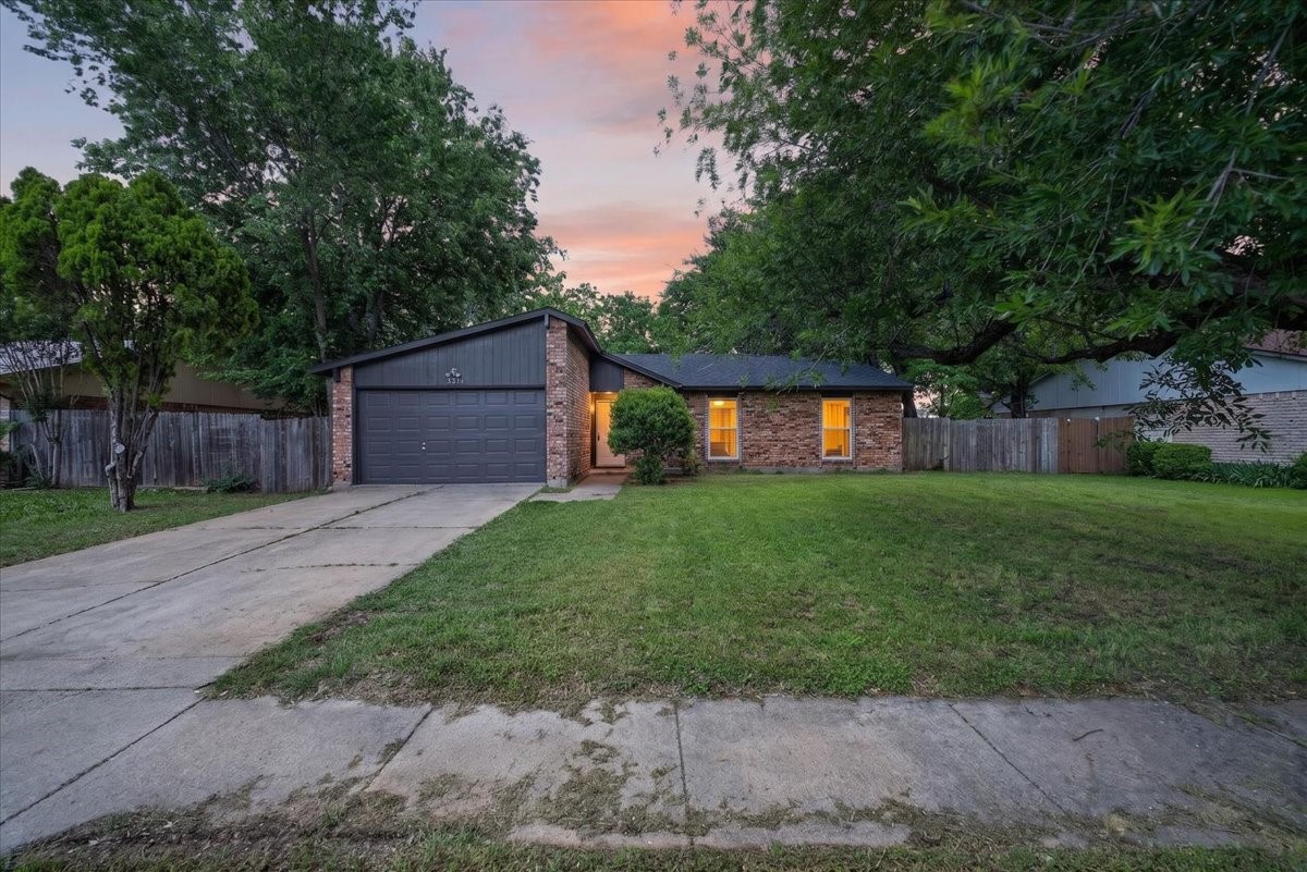 3221 Merrimac Drive Forest Hill TX 76140