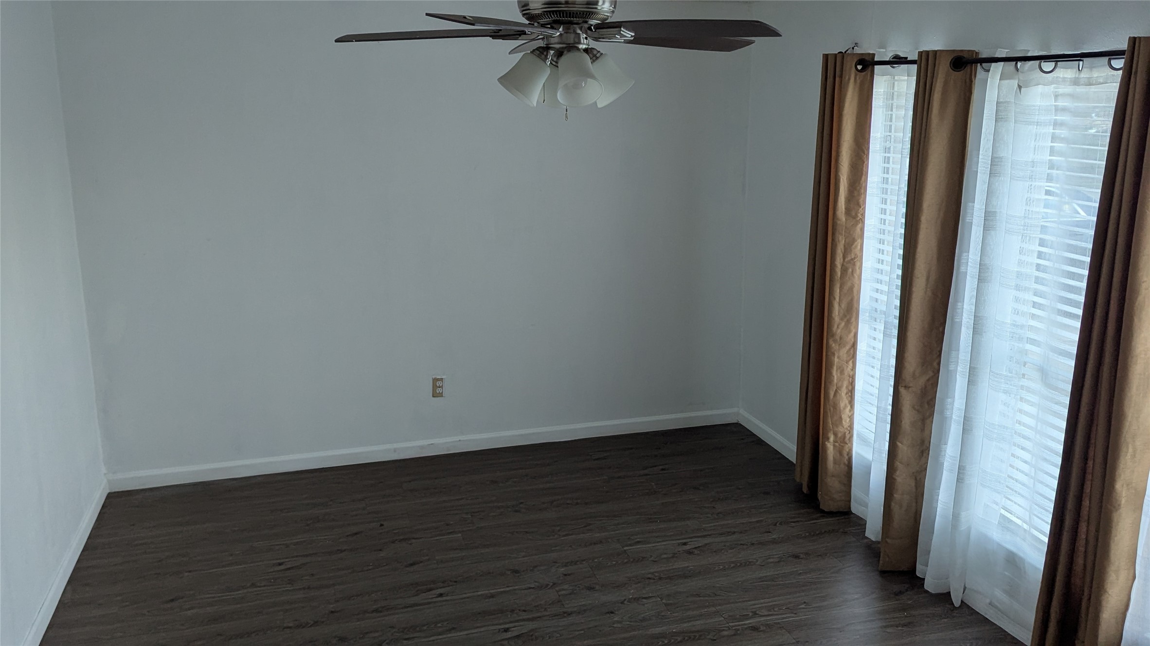 210 Sixpence Lane Euless TX 76039