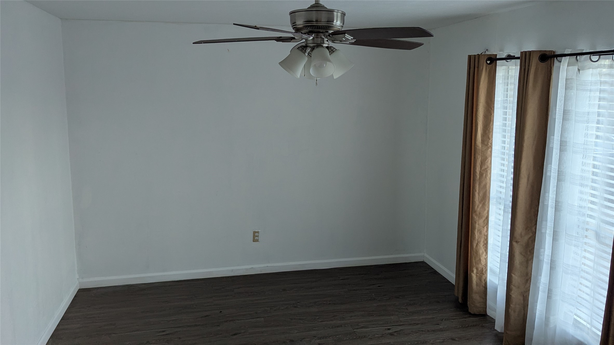 210 Sixpence Lane Euless TX 76039