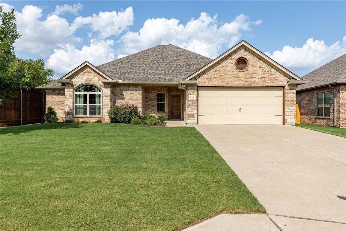 115 Donna Circle Granbury TX 76049