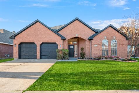 222 Jennifer Lane Arlington TX 76002