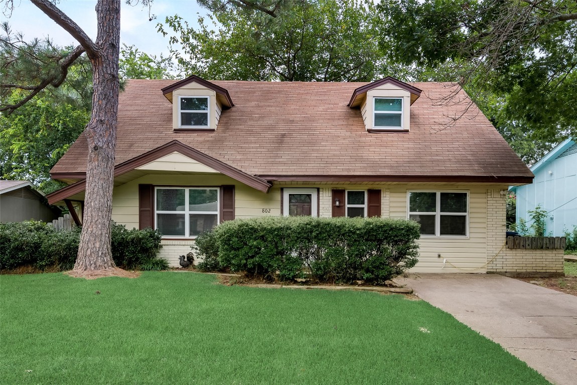 802 Phillips Drive Ennis TX 75119
